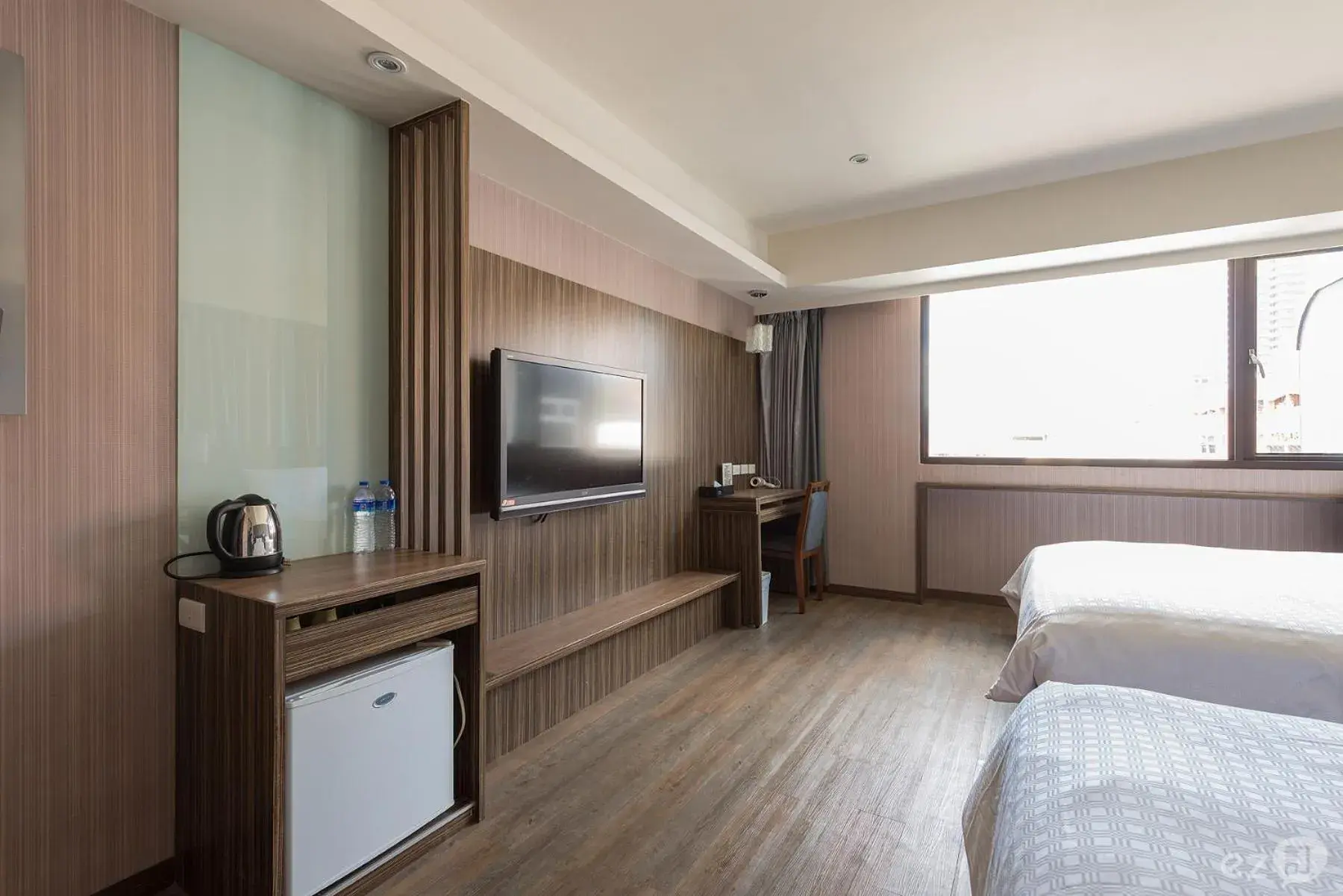 Photo of the whole room, Bed in Paris Business Hotel Photo of the whole room, Bed in Paris Business Hotel