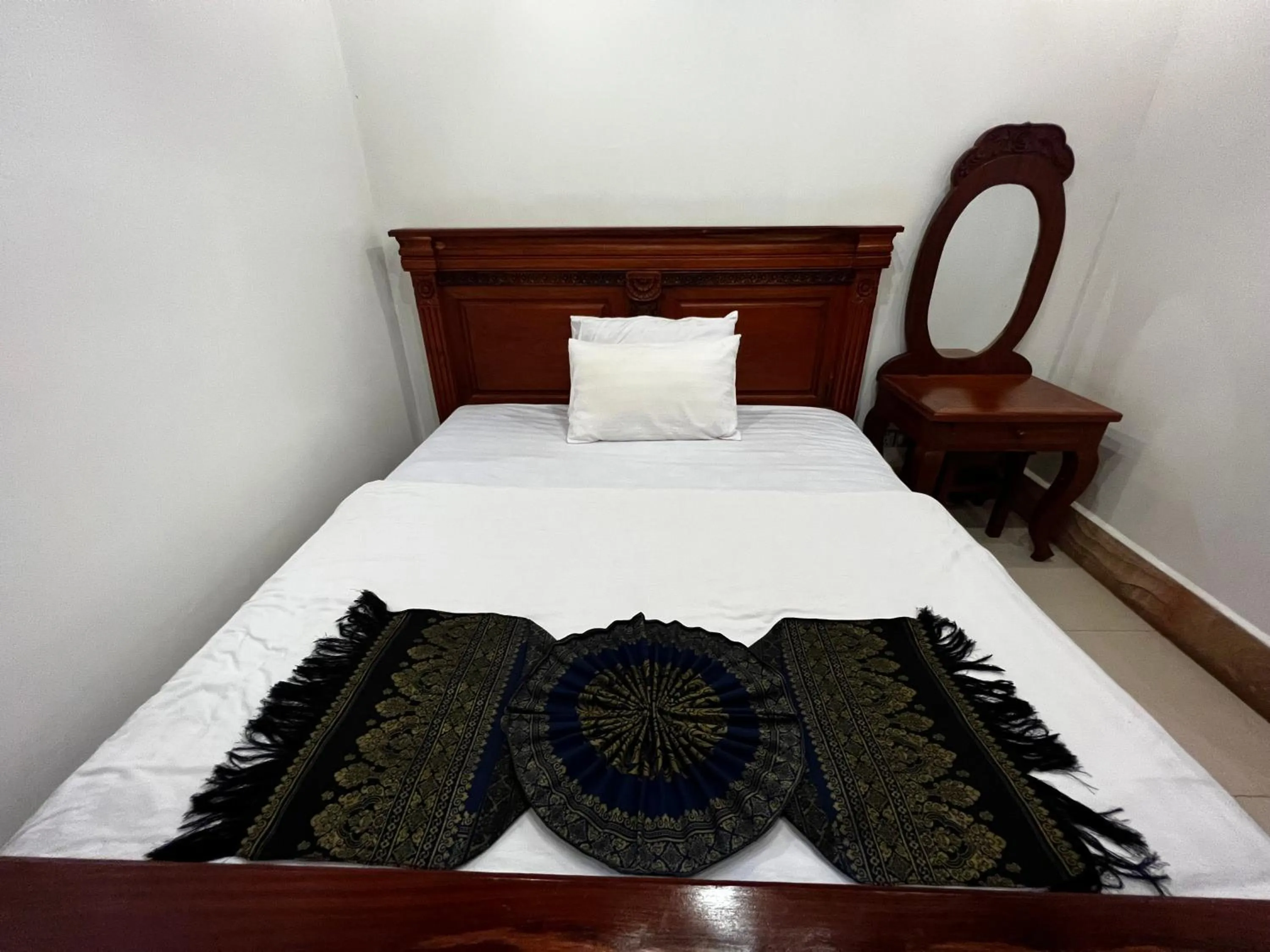 Property building, Bed in Shining Angkor Apartment Hotel