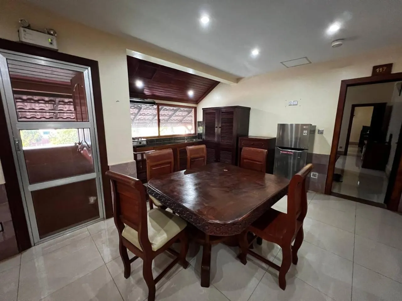 Dining area in Shining Angkor Apartment Hotel