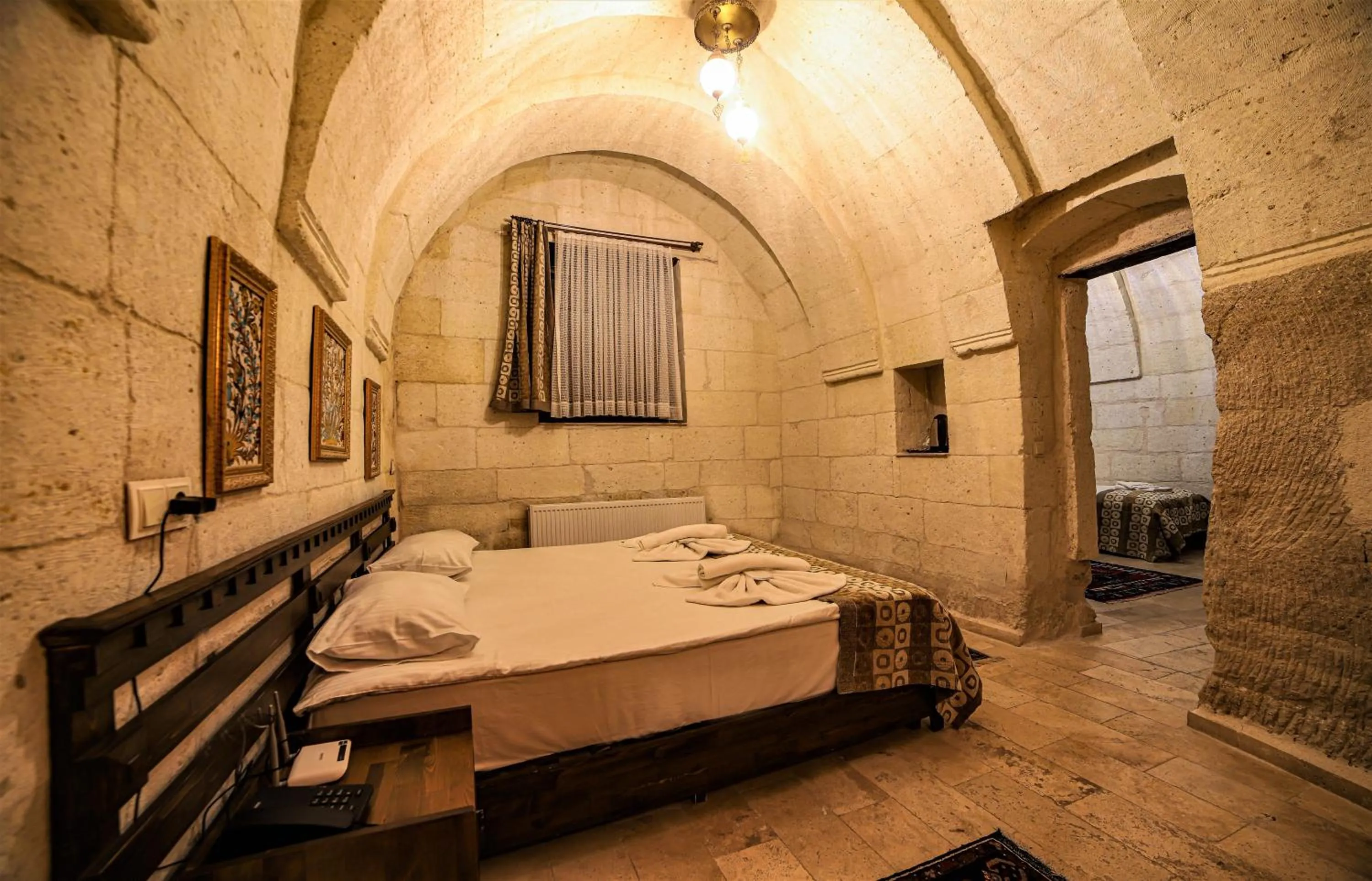 Photo of the whole room, Bed in Cappadocia Caves Hotel
