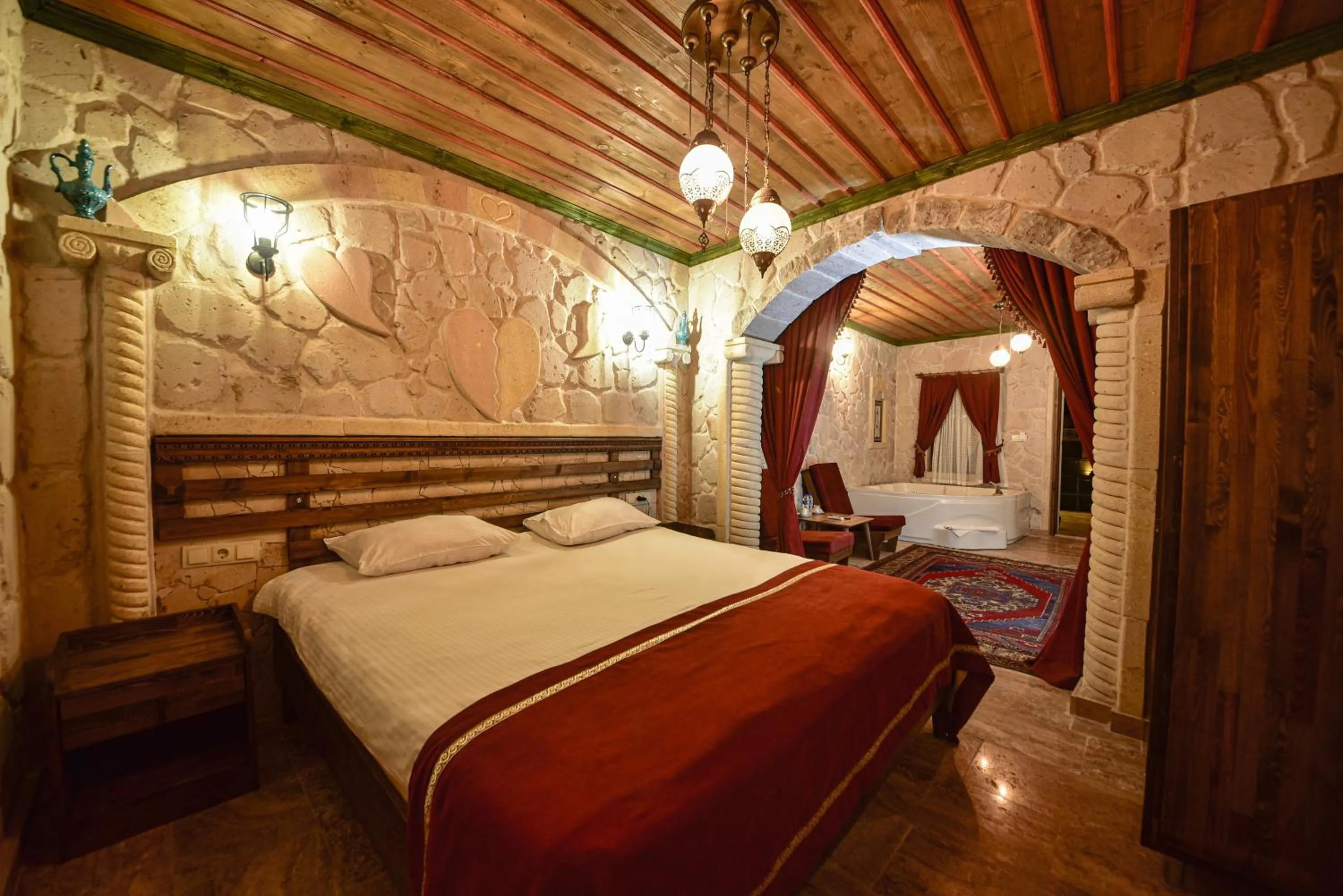 Photo of the whole room, Bed in Cappadocia Caves Hotel