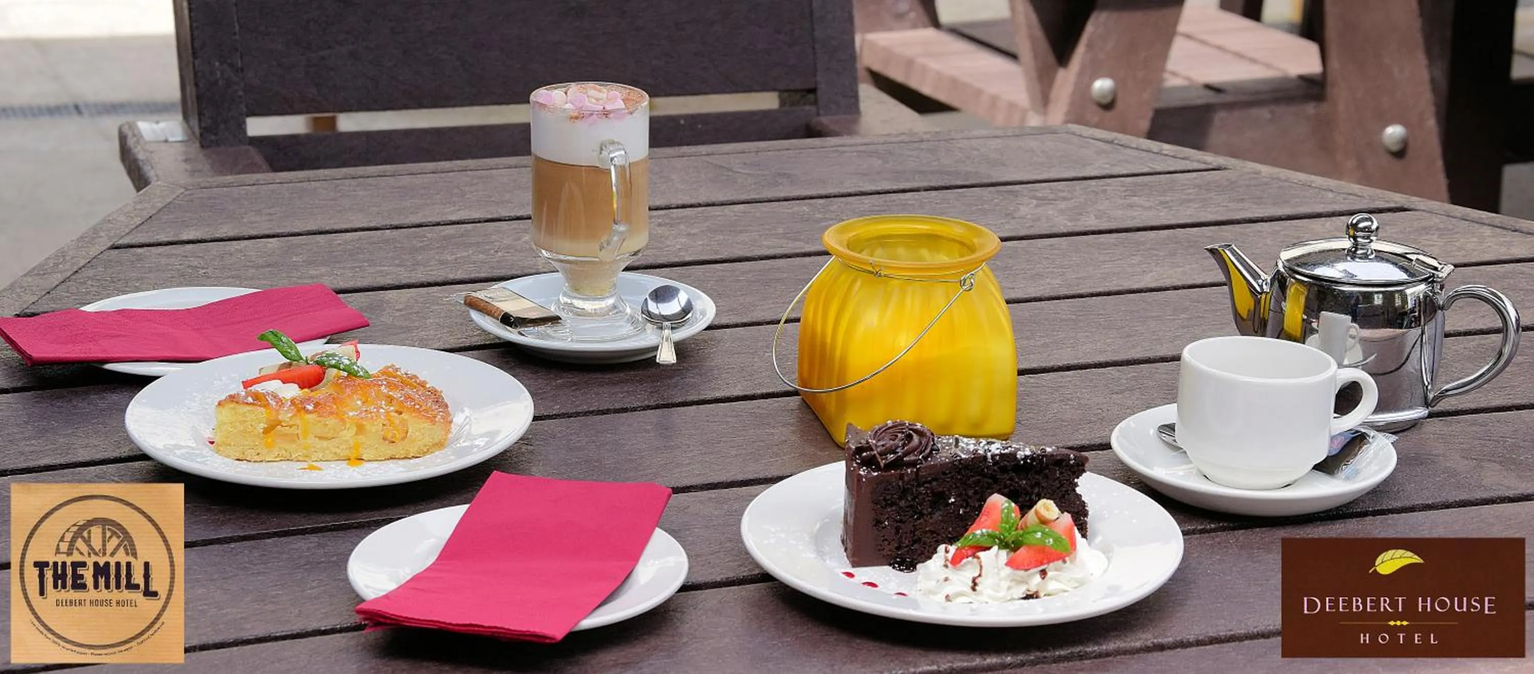 Restaurant/places to eat in Deebert House Hotel