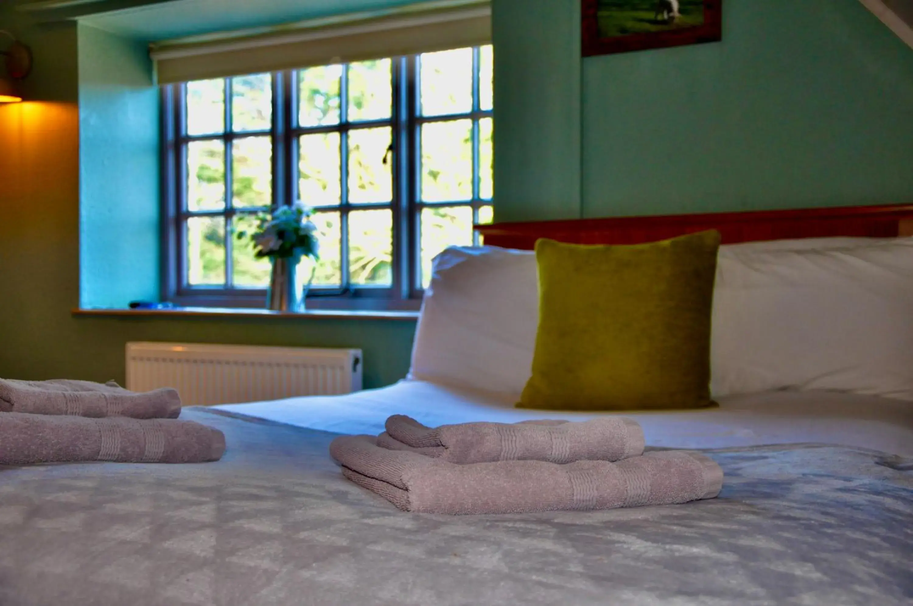 Bedroom, Bed in The Hollybush Inn and B&B Bedroom, Bed in The Hollybush Inn and B&B