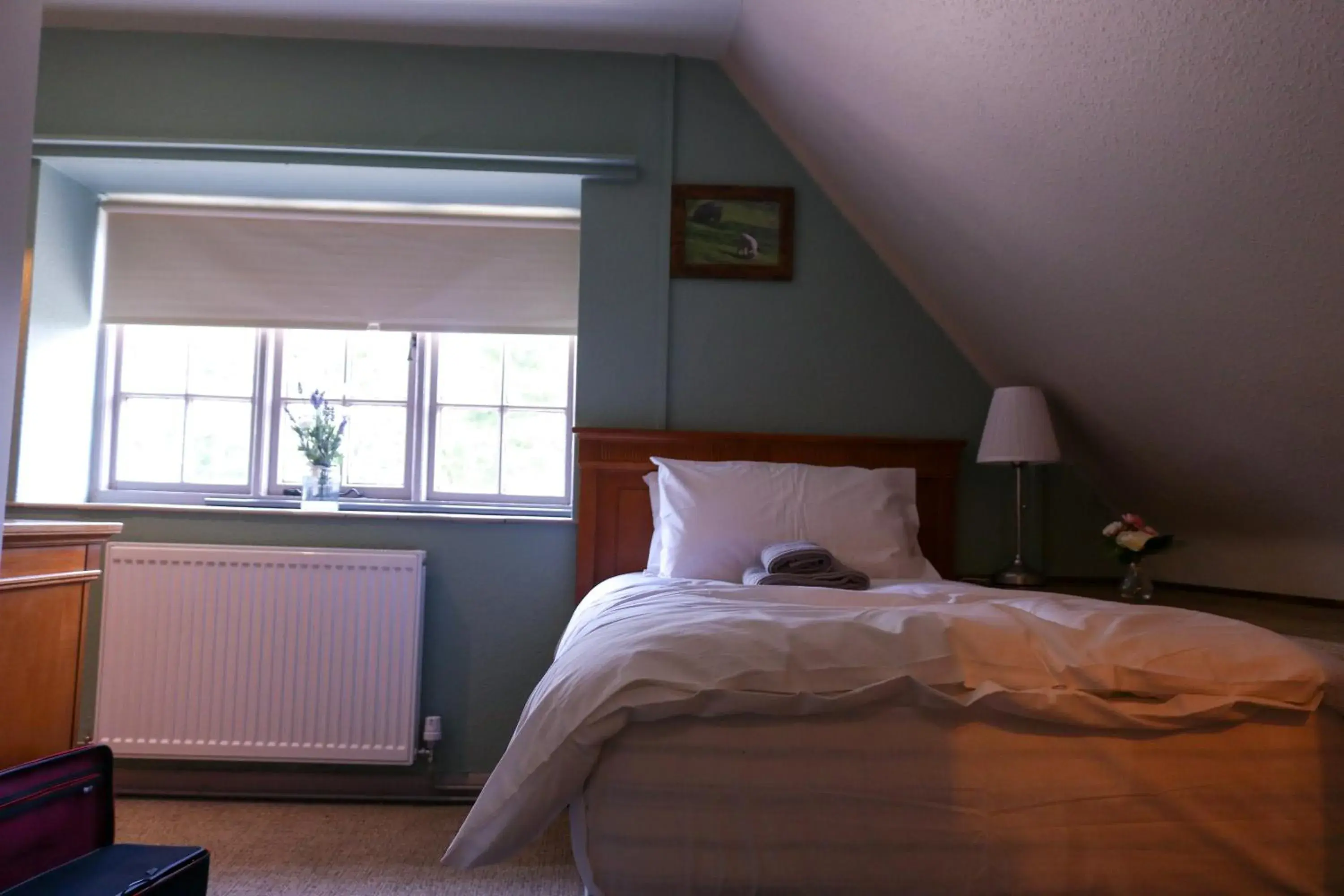 Bedroom, Bed in The Hollybush Inn and B&B Bedroom, Bed in The Hollybush Inn and B&B
