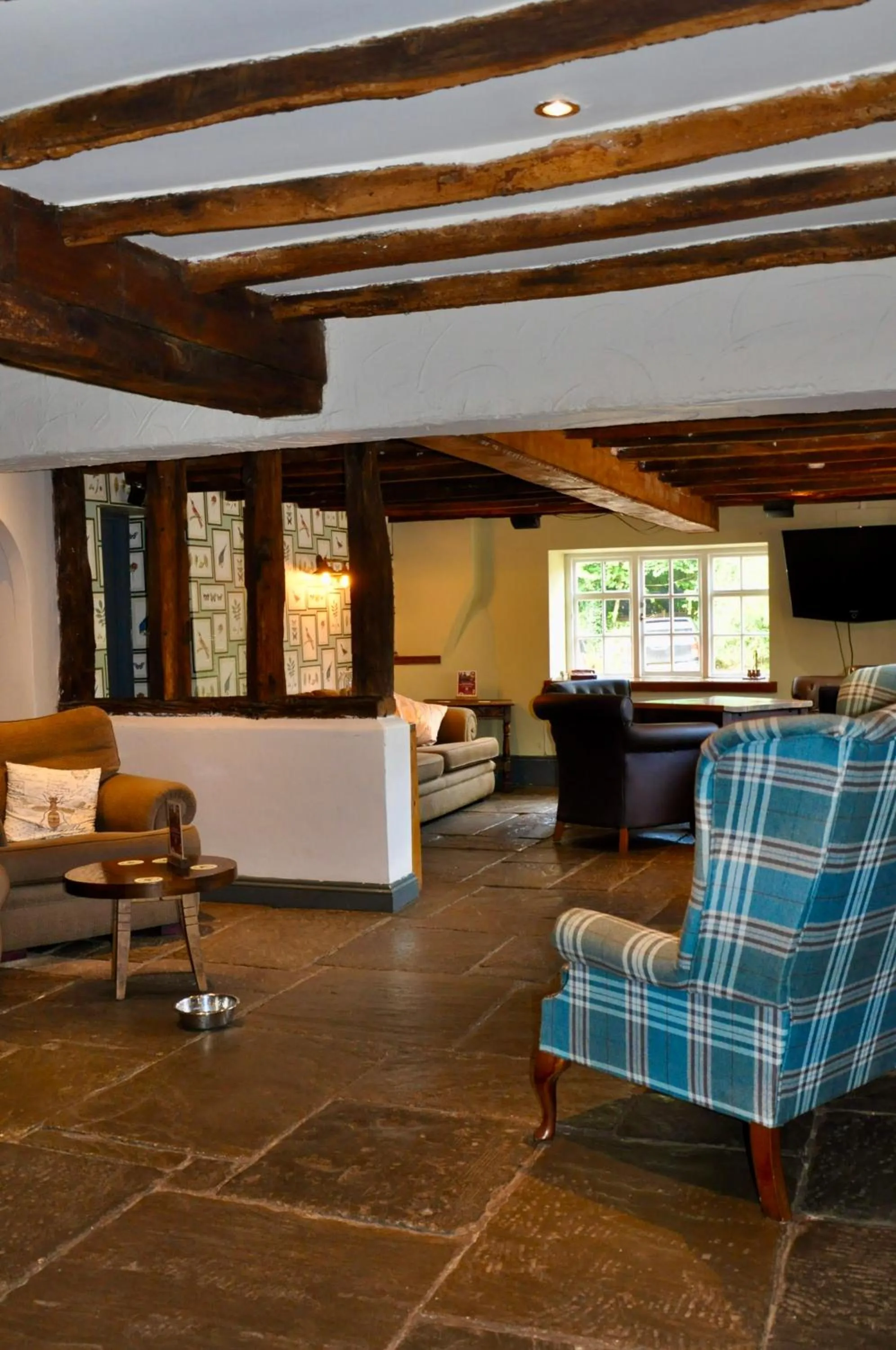 Lounge or bar in The Hollybush Inn and B&B