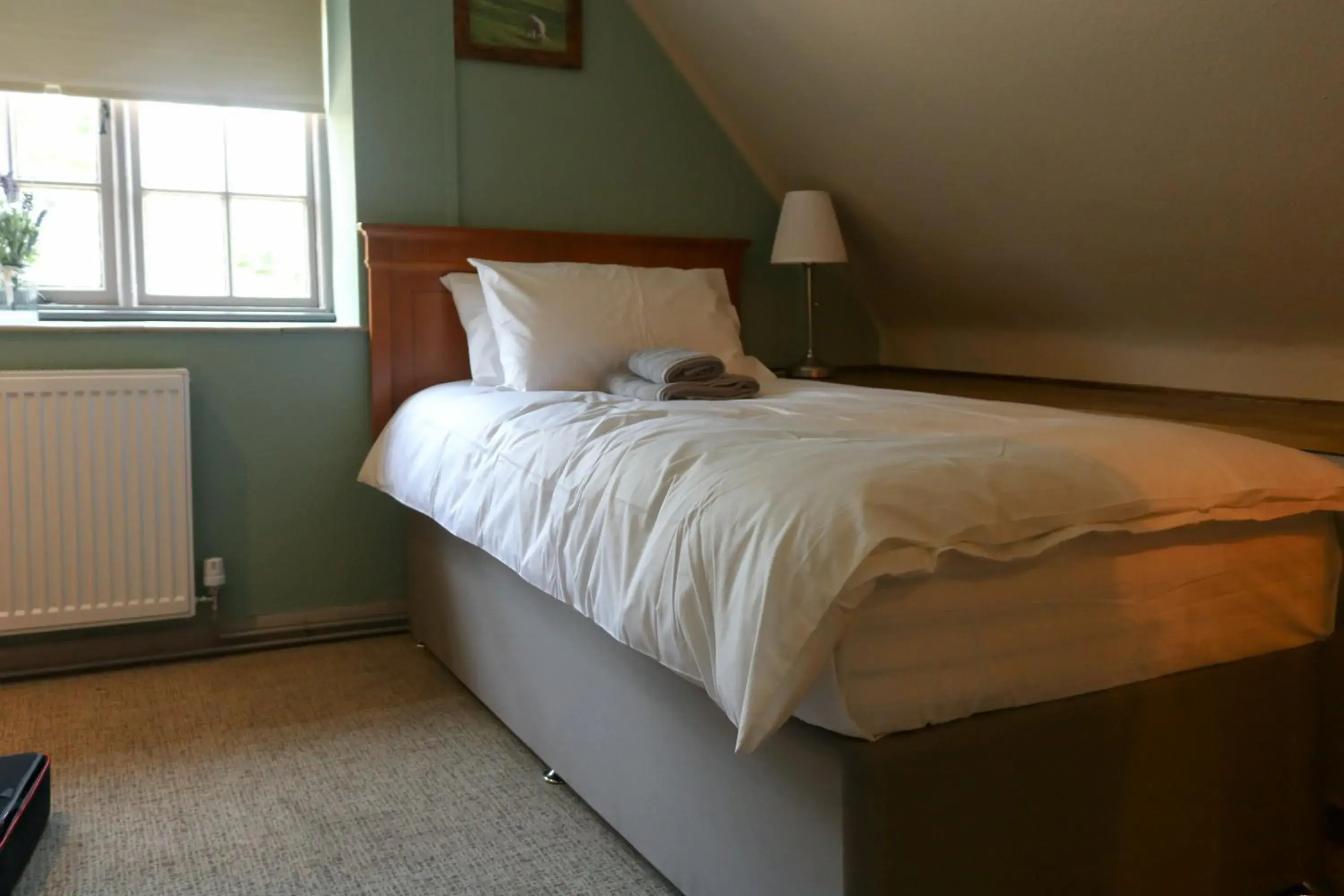 Bedroom, Bed in The Hollybush Inn and B&B Bedroom, Bed in The Hollybush Inn and B&B