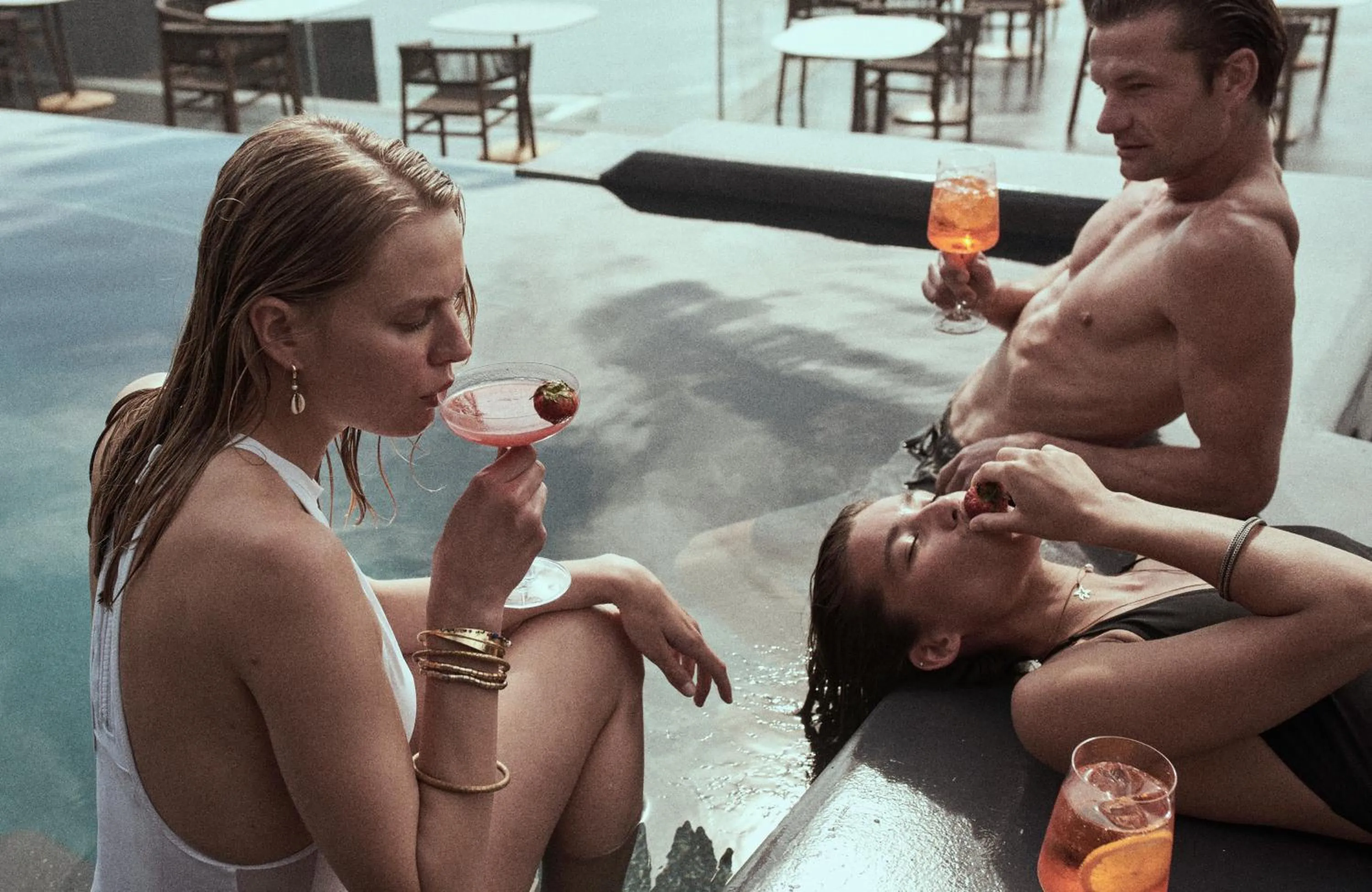 Swimming pool in Kivotos Santorini - Preferred Hotels & Resorts