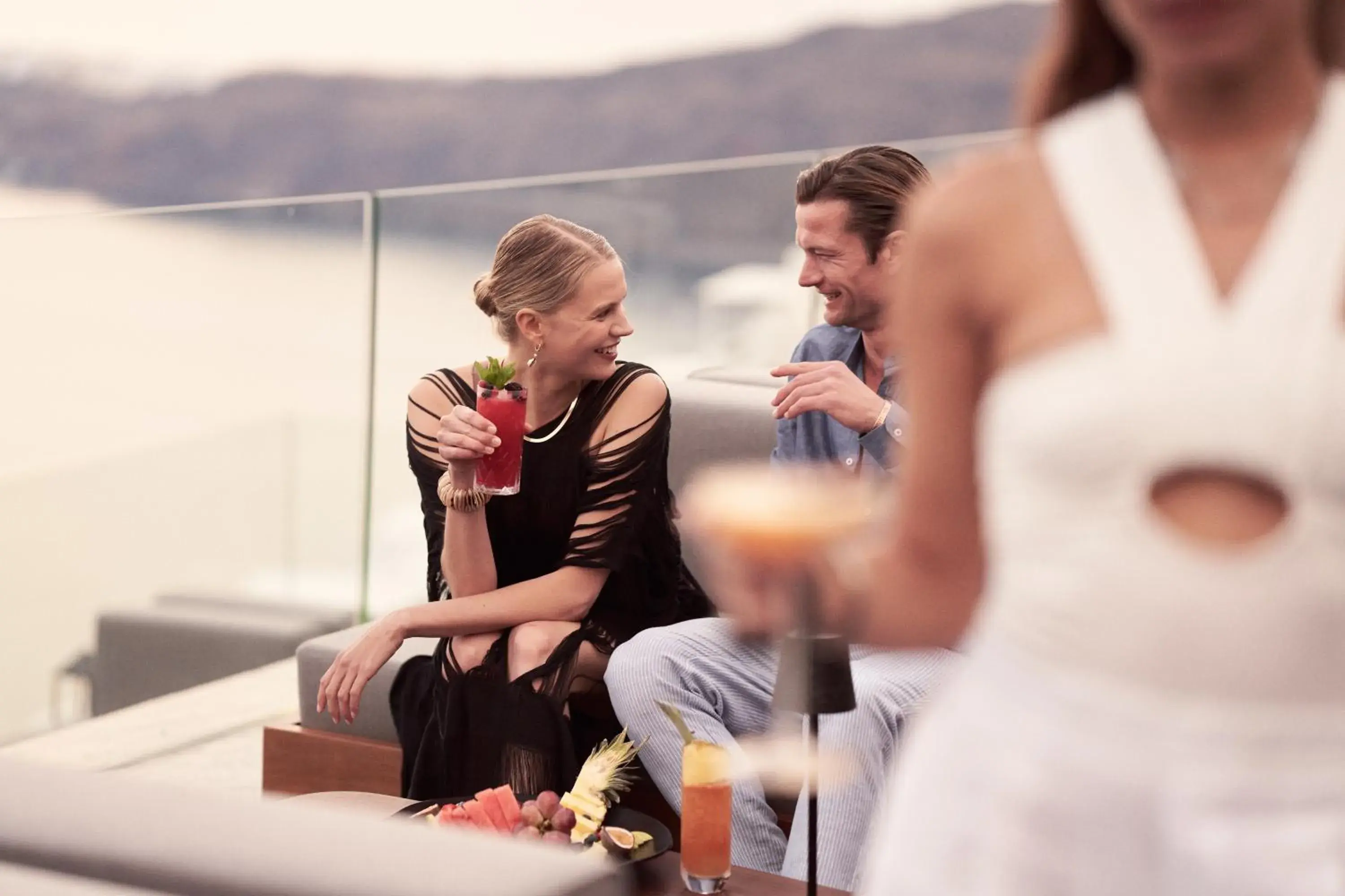 Lounge or bar in Kivotos Santorini - Preferred Hotels & Resorts Lounge or bar in Kivotos Santorini - Preferred Hotels & Resorts