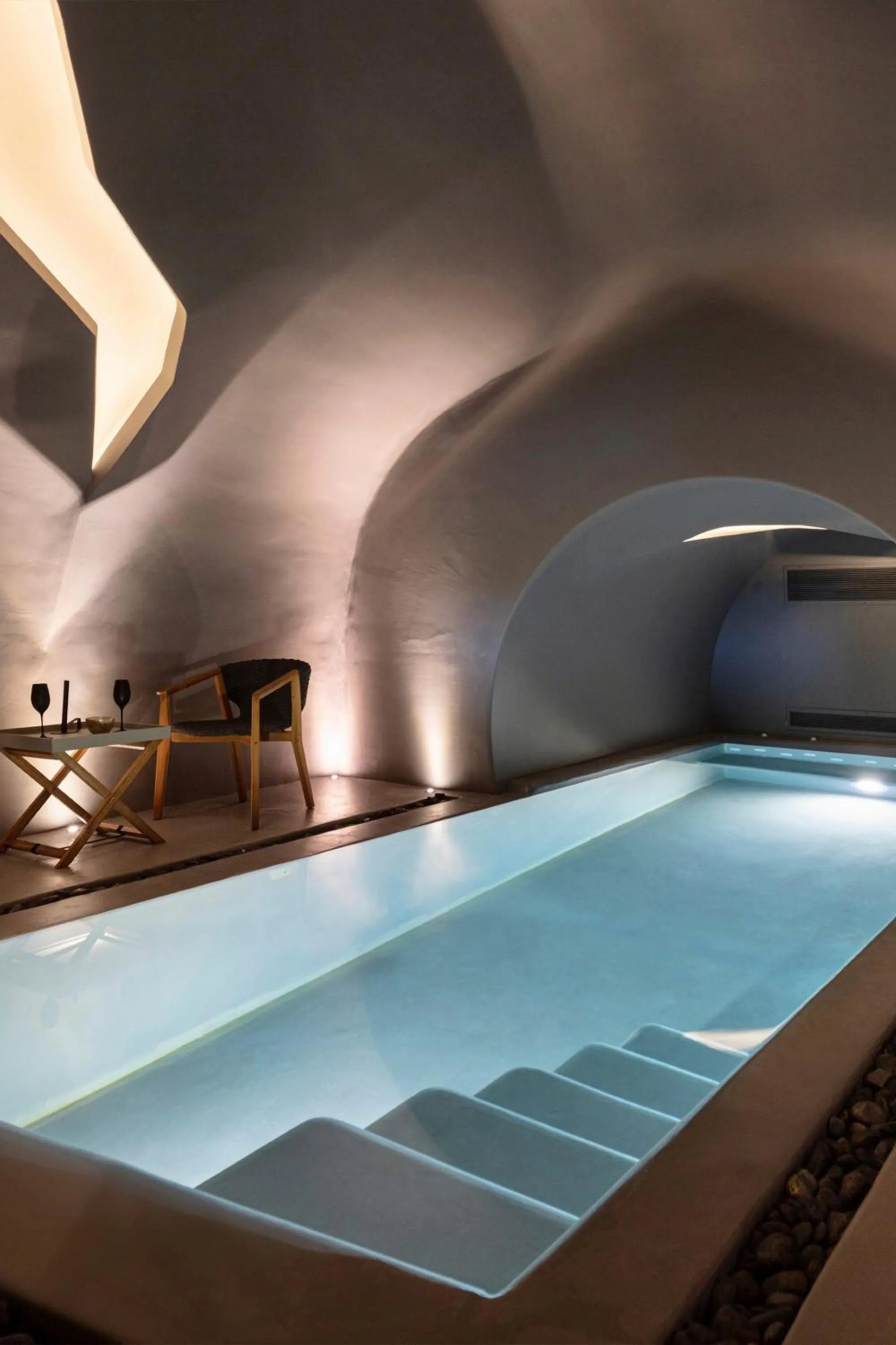 Hot Tub in Kivotos Santorini - Preferred Hotels & Resorts