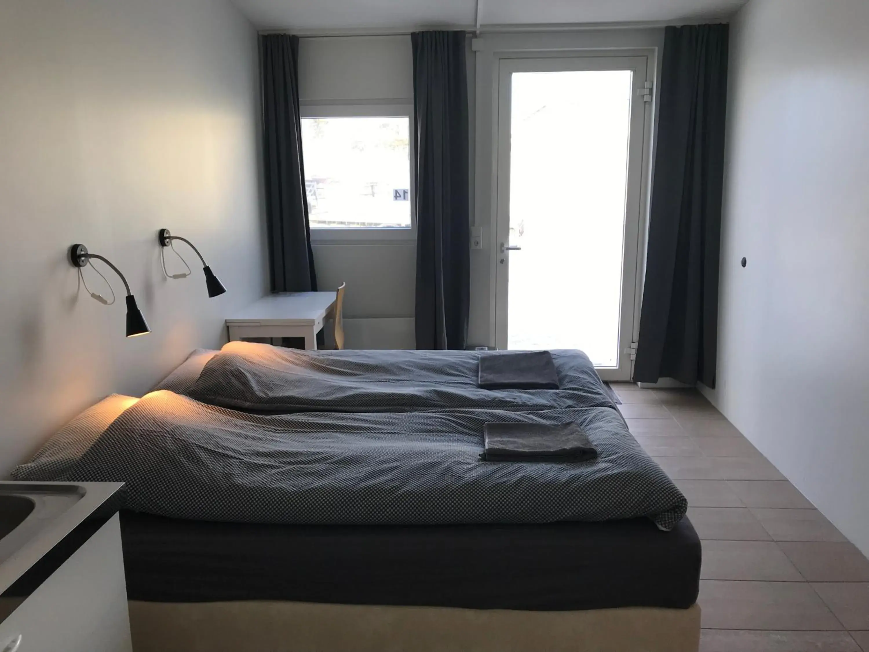 Twin Room with Kitchenette in Lækjarkot Rooms and Cottages with Kitchen Twin Room with Kitchenette in Lækjarkot Rooms and Cottages with Kitchen