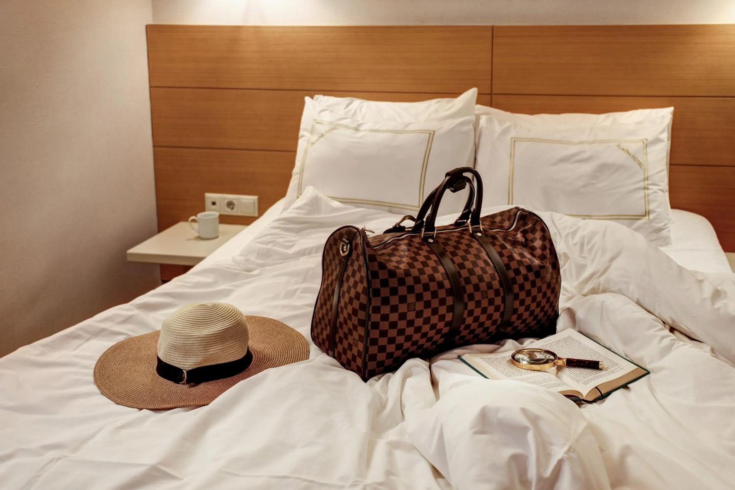 Bed in Almina Hotel - Special Class