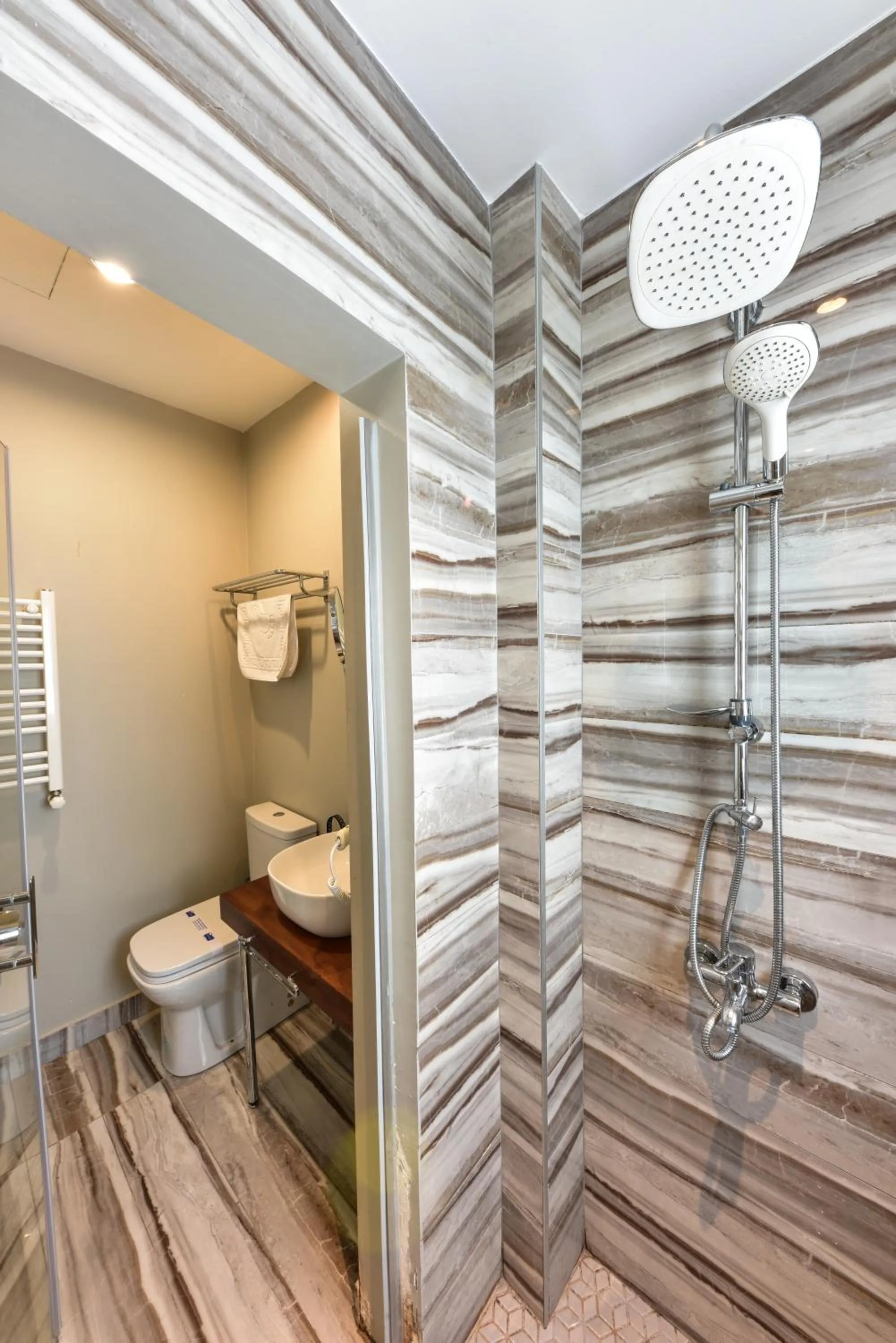 Bathroom in Almina Hotel - Special Class