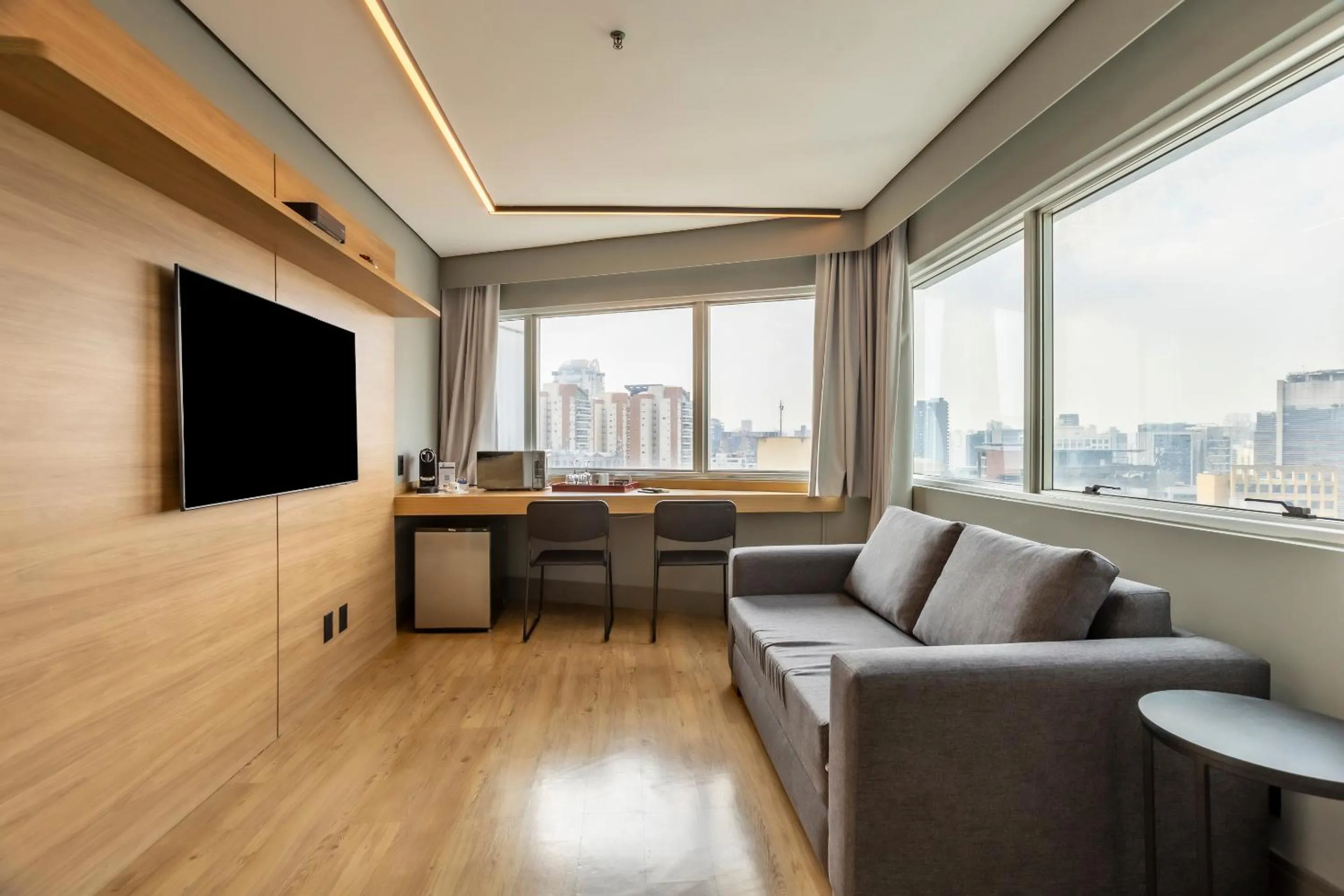 Communal lounge/ TV room in You Stay at Vila Olimpia - ITC