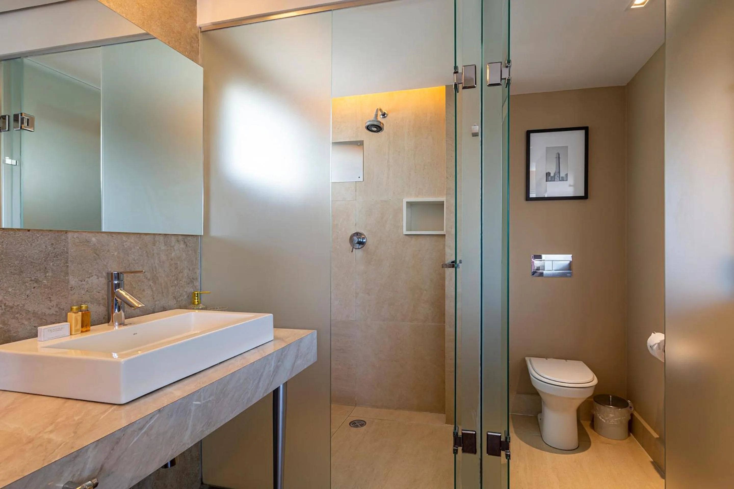 Shower in You Stay at Vila Olimpia - ITC