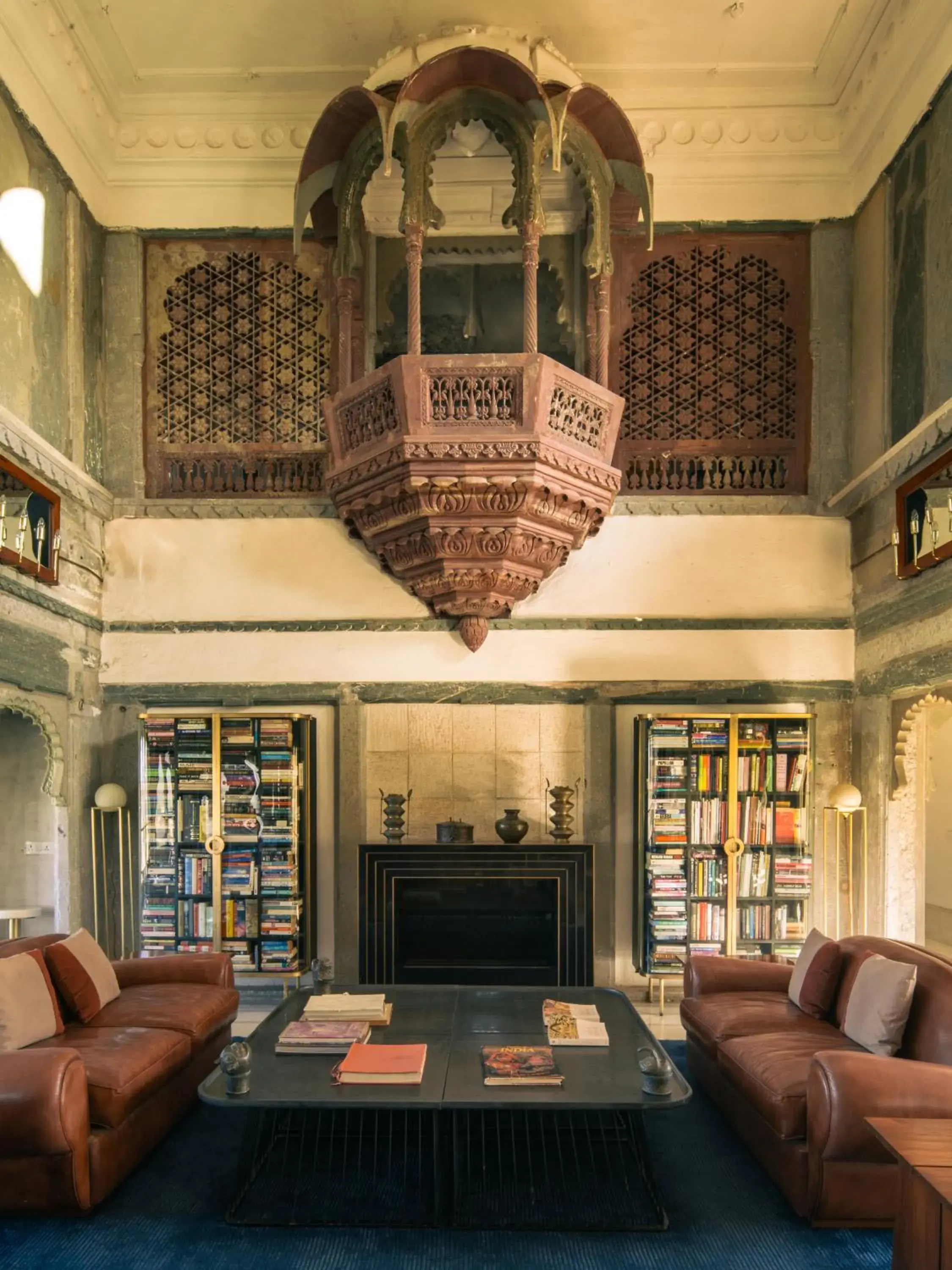 Lounge or bar in RAAS Devigarh Lounge or bar in RAAS Devigarh