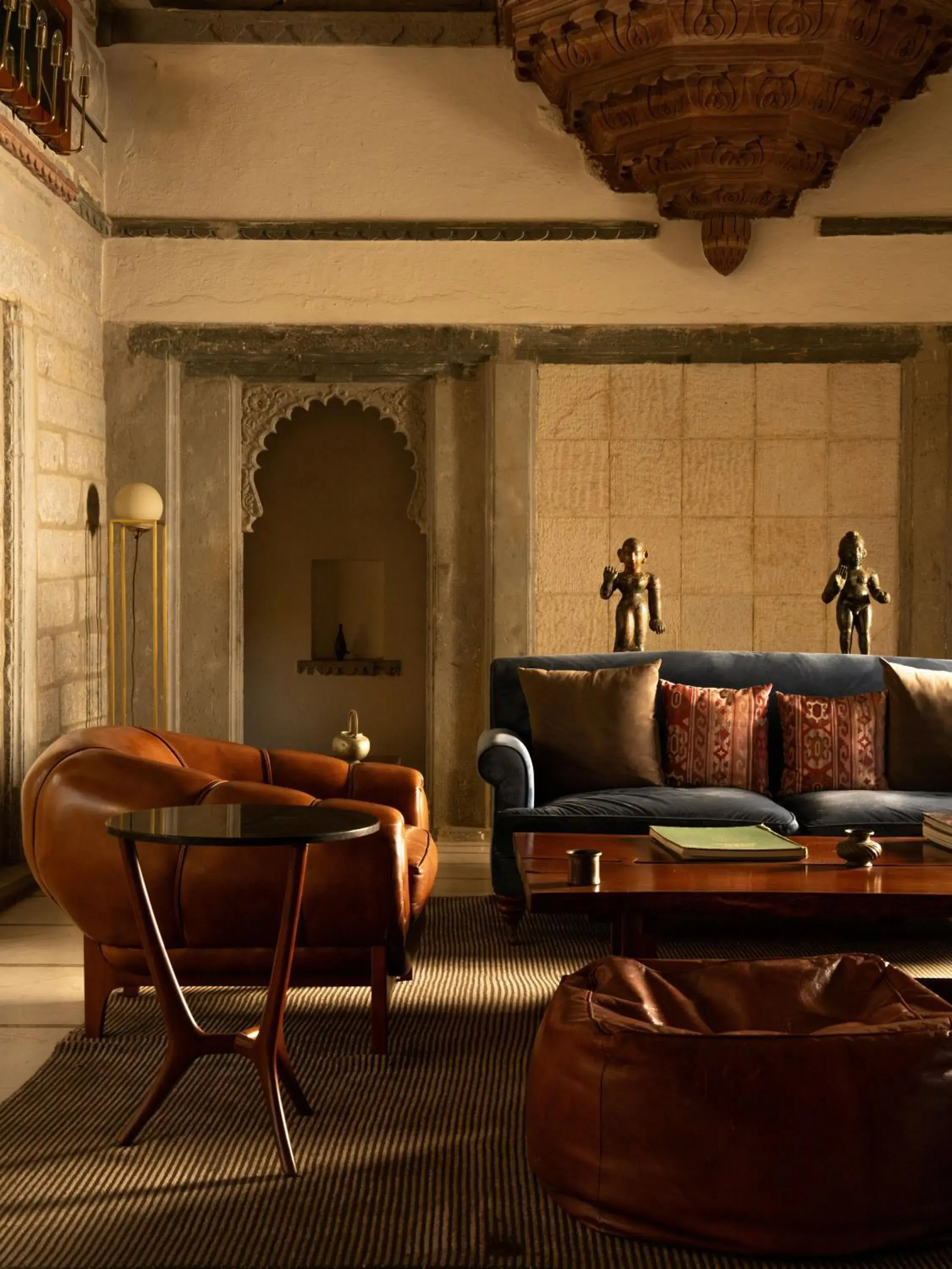 Lounge or bar in RAAS Devigarh Lounge or bar in RAAS Devigarh