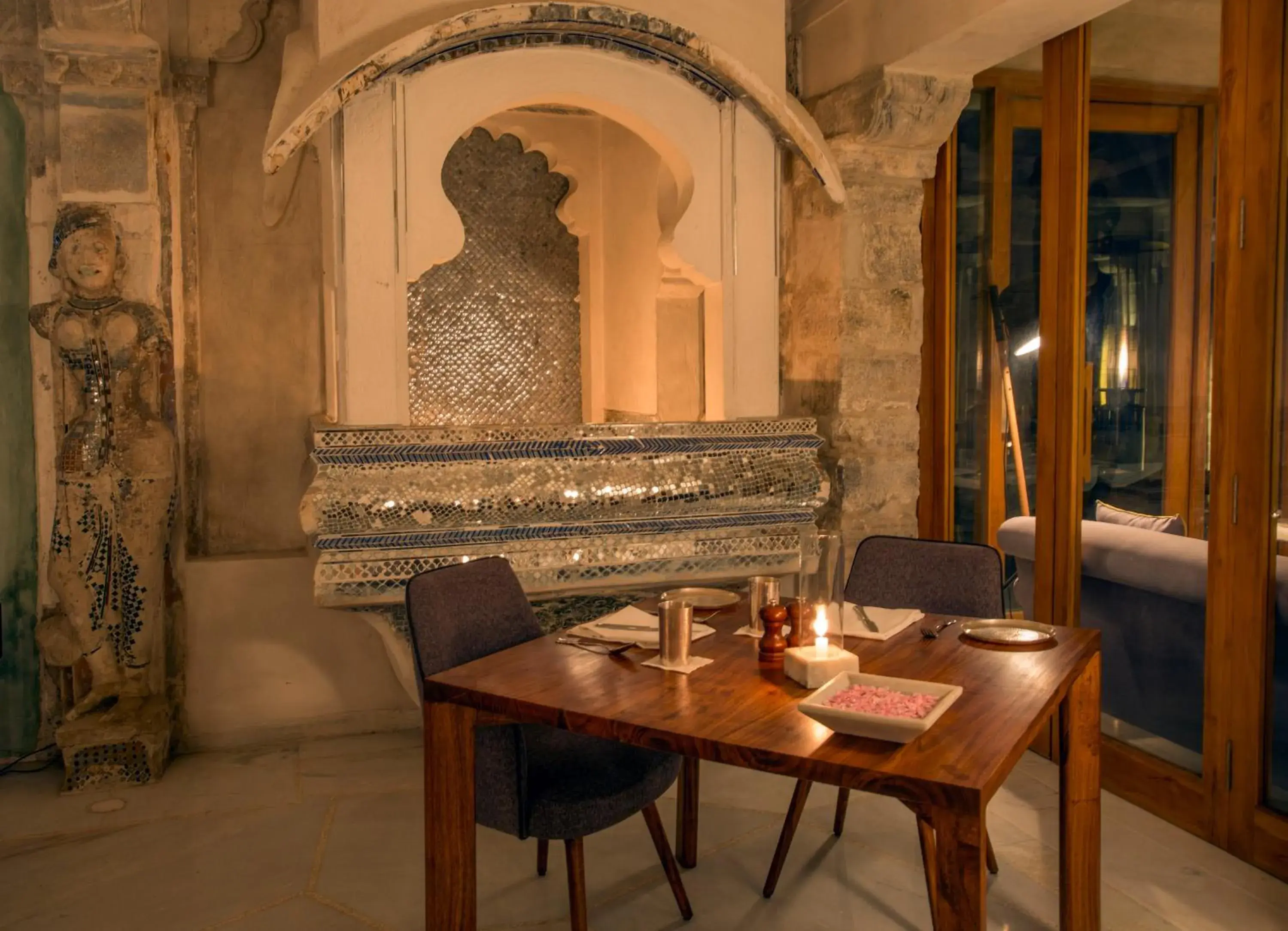 Restaurant/places to eat in RAAS Devigarh Restaurant/places to eat in RAAS Devigarh