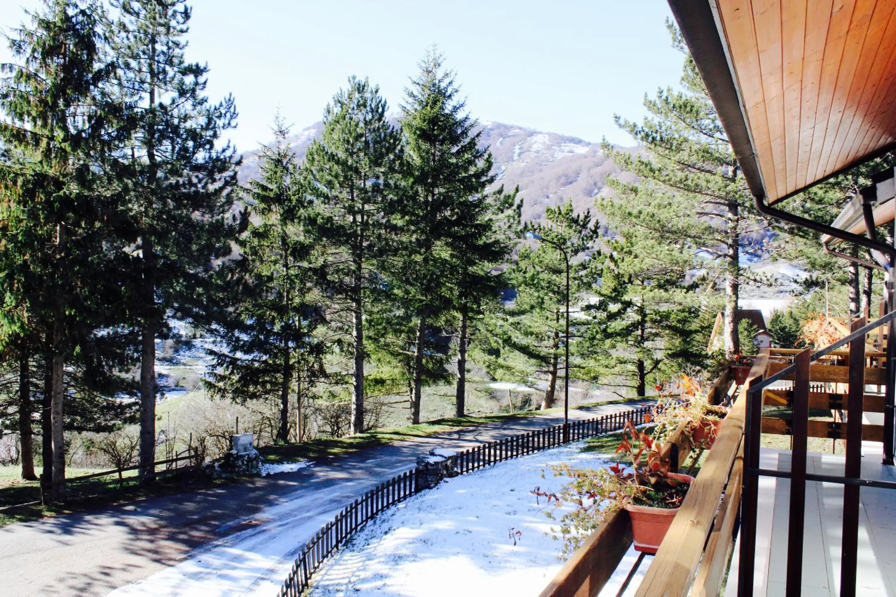 Balcony/Terrace, Winter in Hotel Orso Bianco