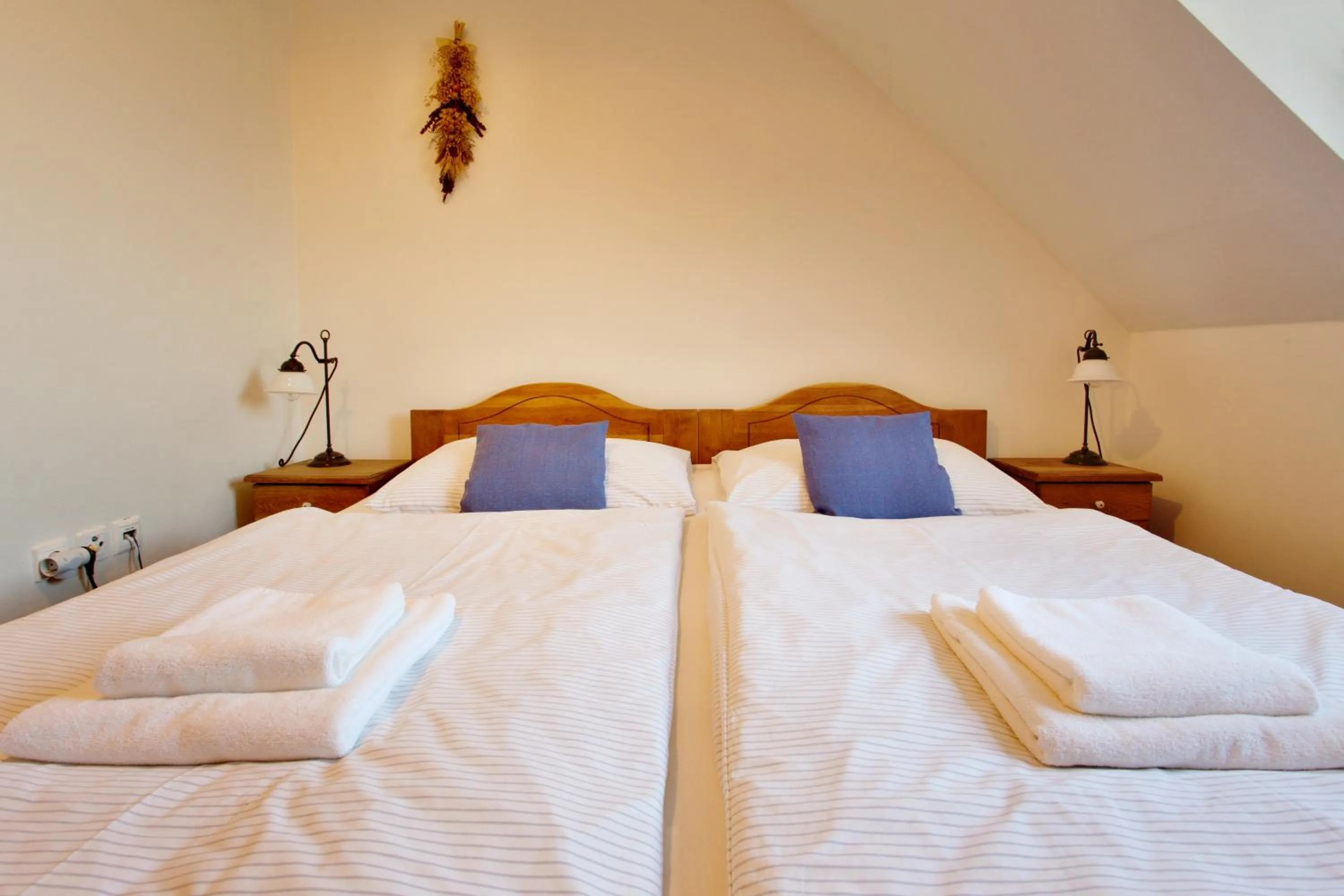 Bed in Bukovanský mlýn