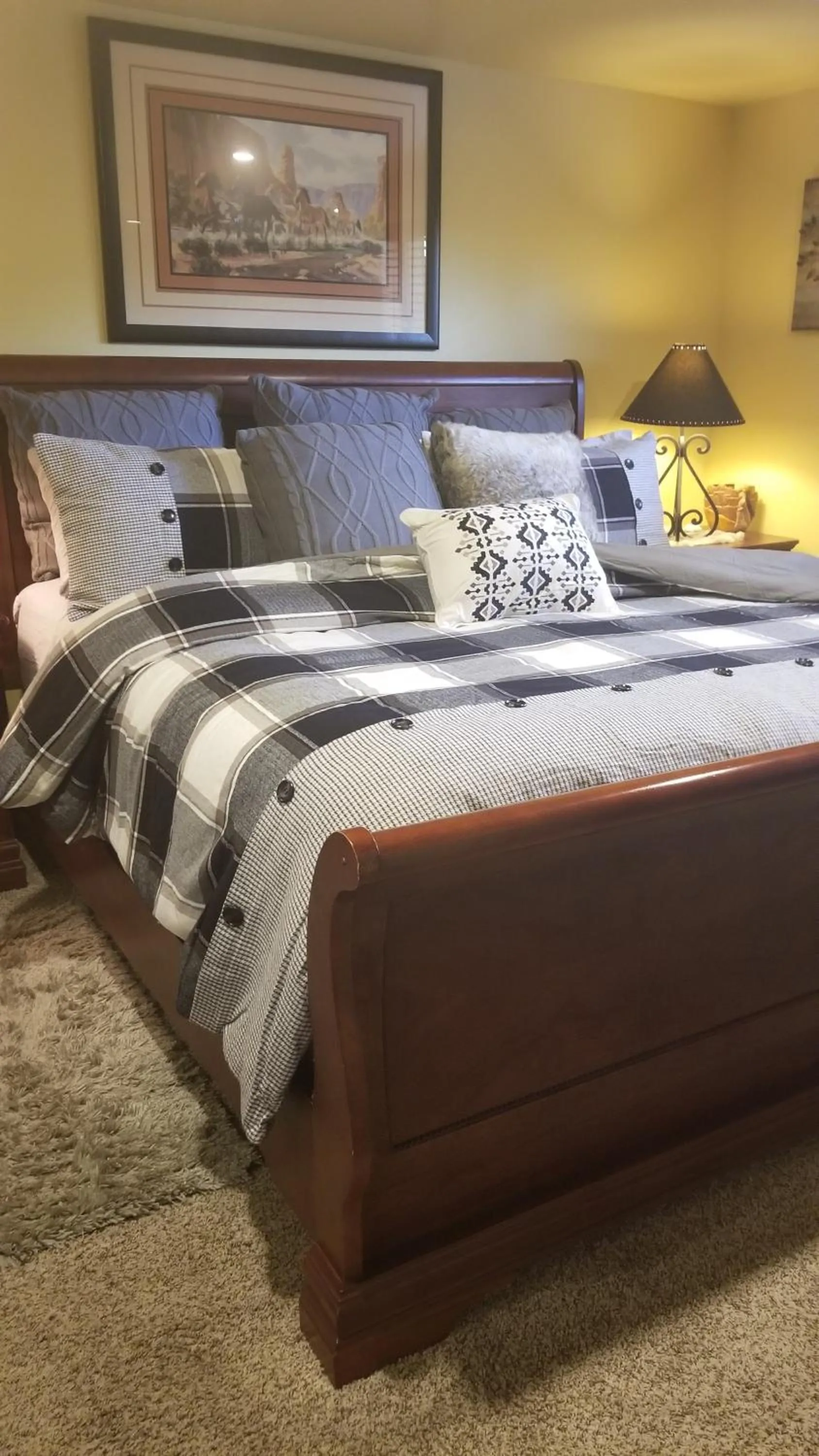 Bed in Private, Quite Casita , N. Scottsdale area,Private Pool & Patio, Cave Creek Az.