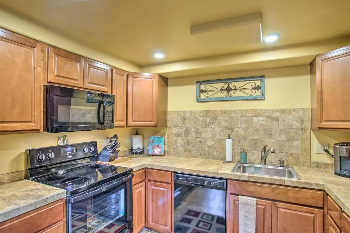 Private, Quite Casita , N. Scottsdale area,Private Pool & Patio, Cave Creek Az.