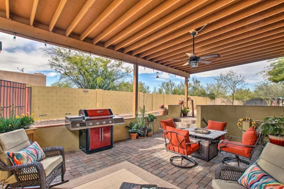 Seating area in Private, Quite Casita , N. Scottsdale area,Private Pool & Patio, Cave Creek Az.