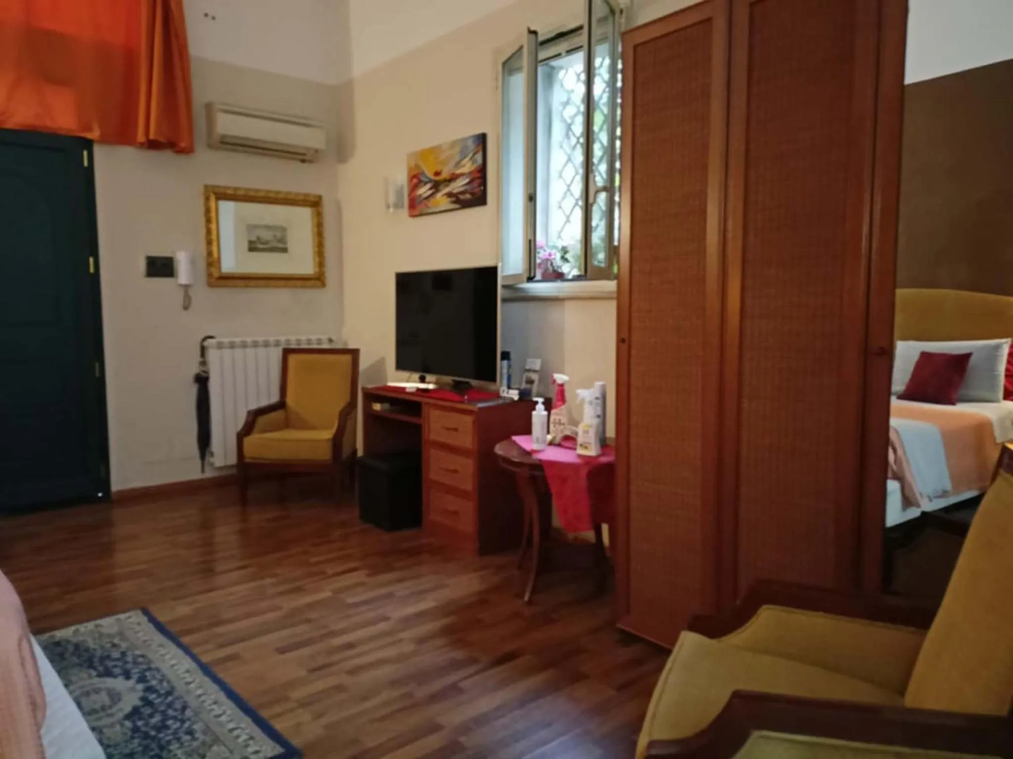 Casa Ròtre in the historic center of Palermo