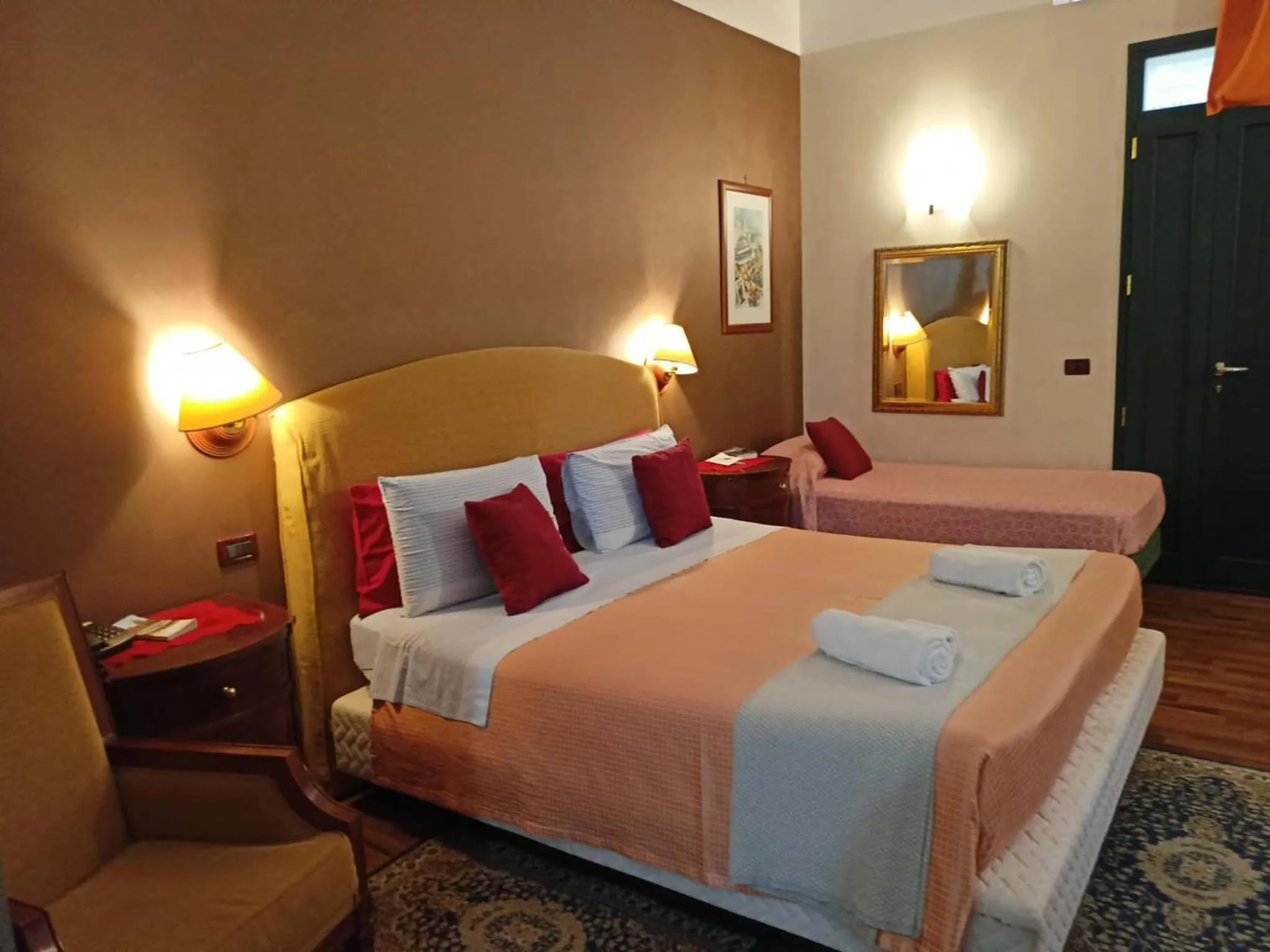 Bedroom in Casa Ròtre in the historic center of Palermo