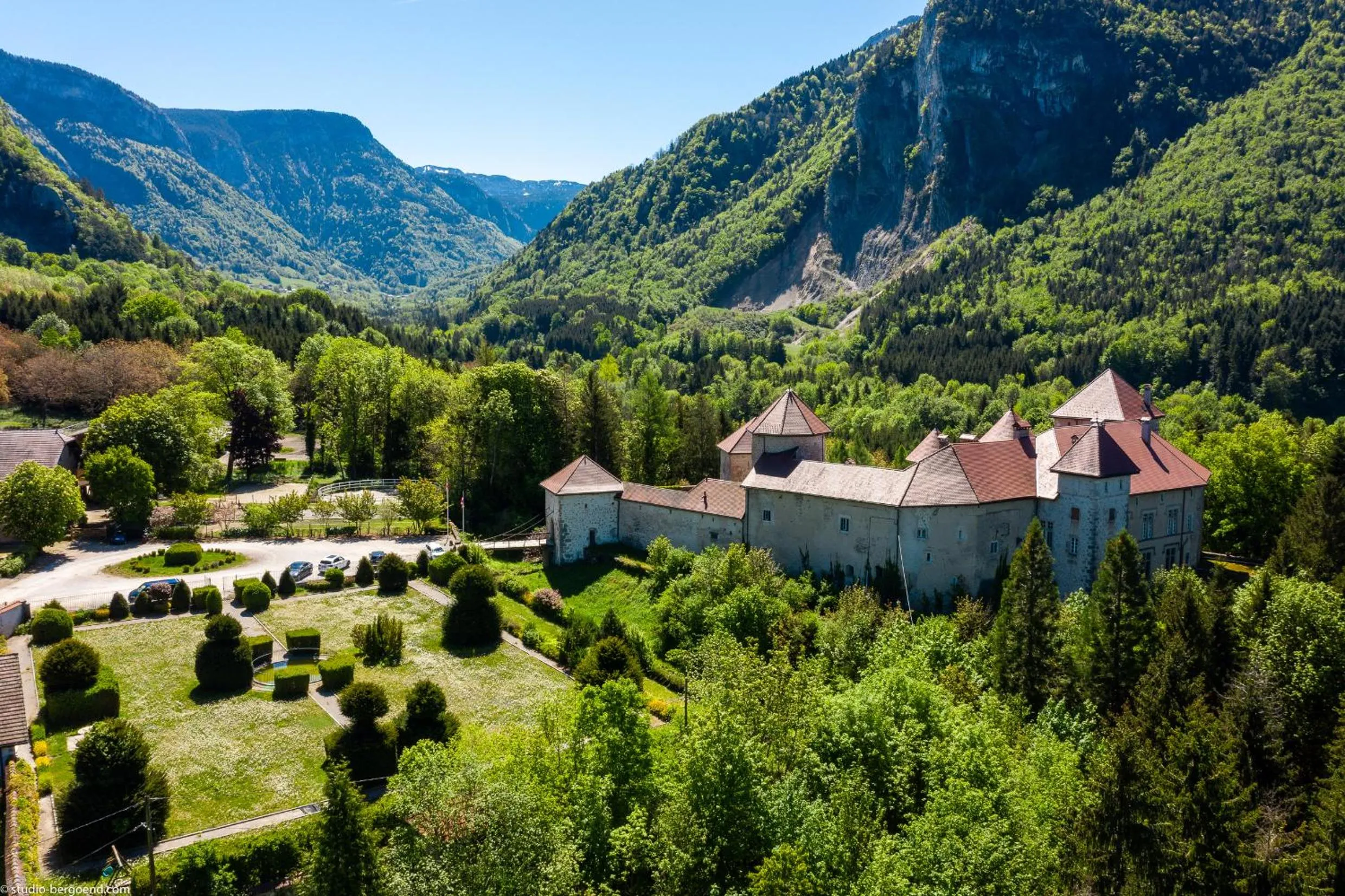 Natural landscape in Château de Thorens