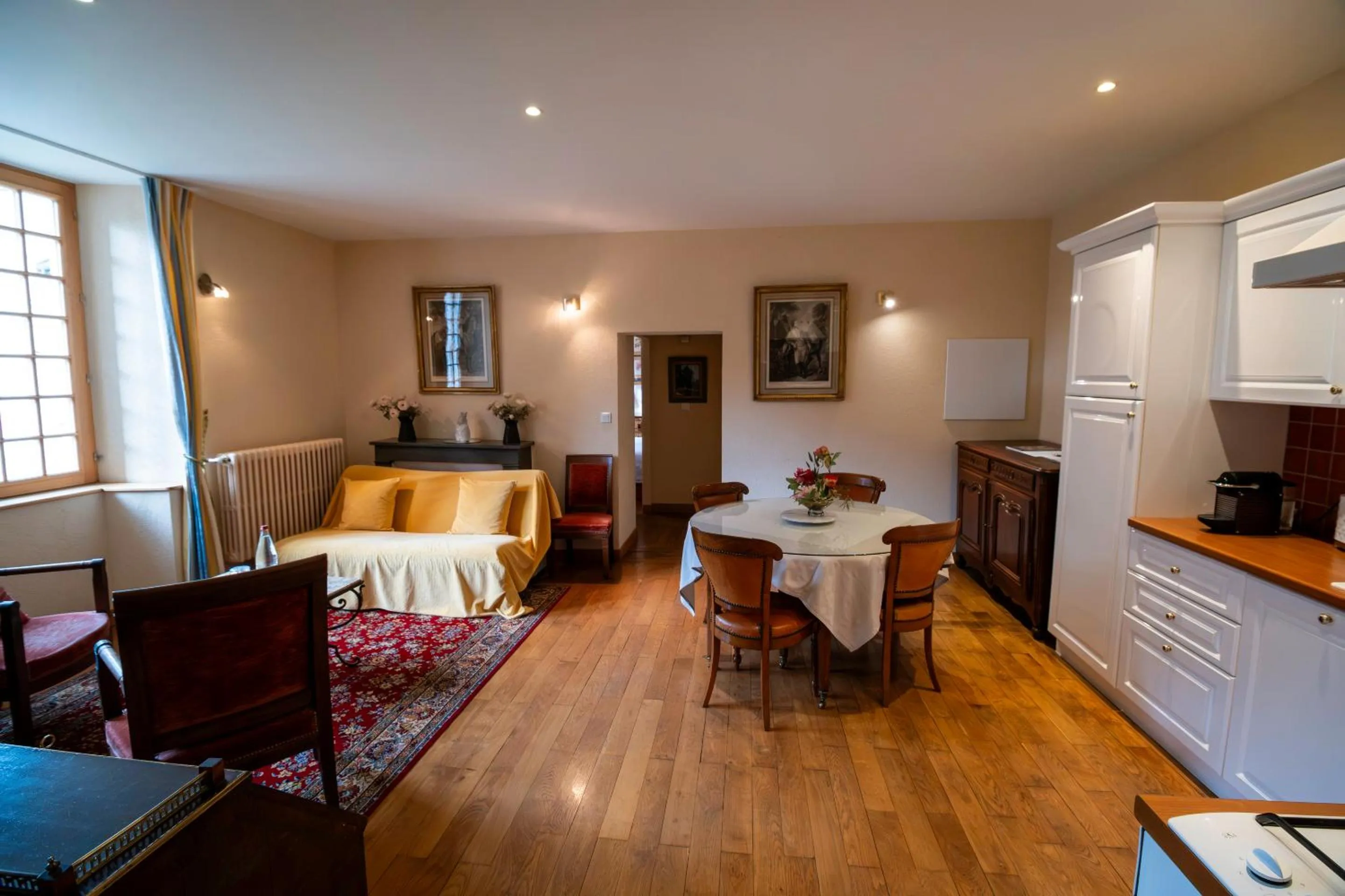 Coffee/tea facilities in Château de Thorens