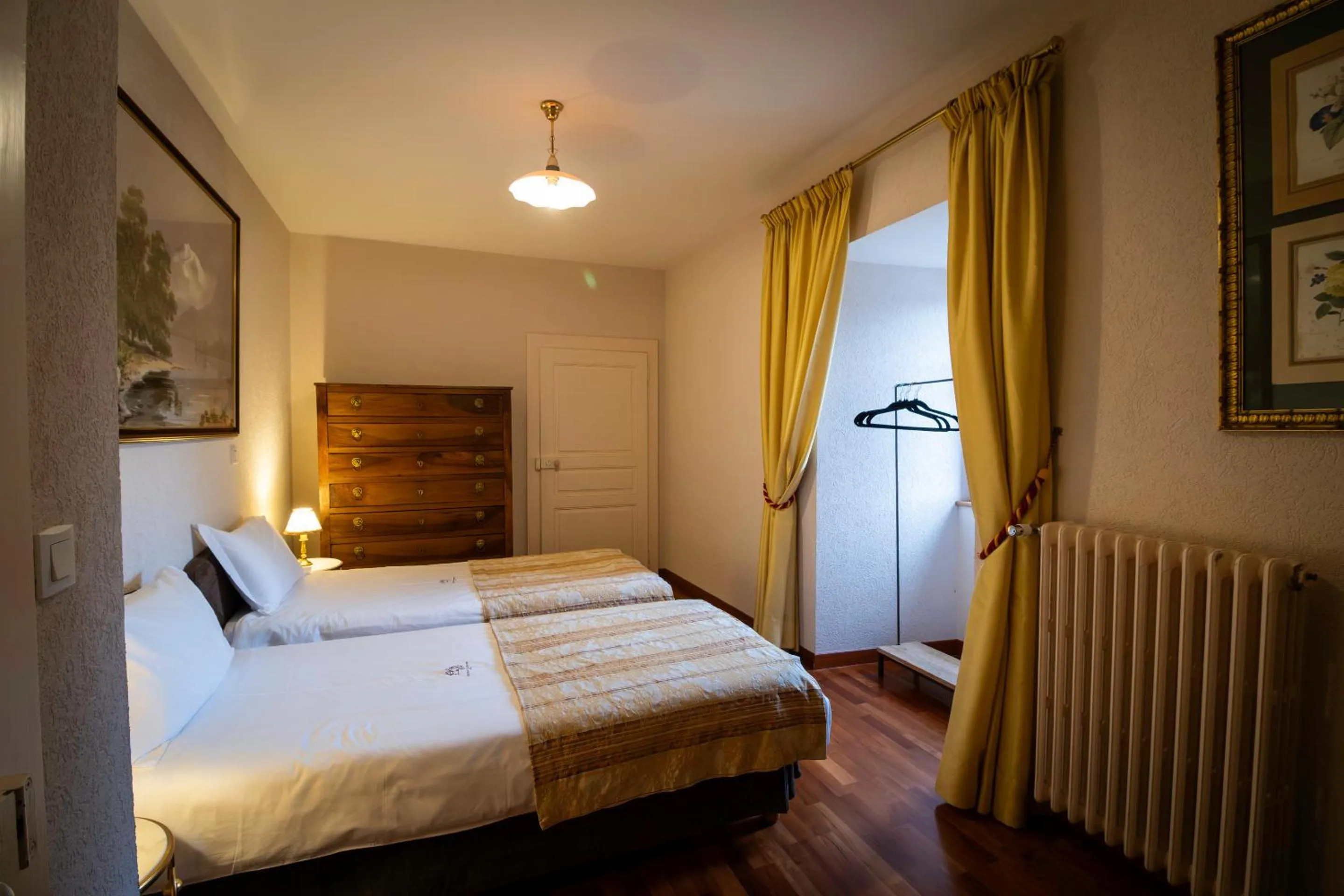 Bed in Château de Thorens