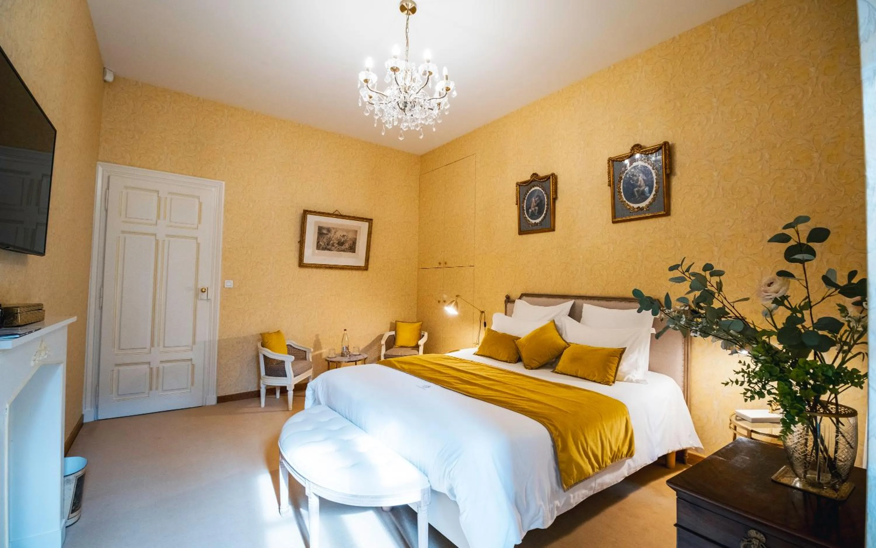 Bed in Château de Thorens
