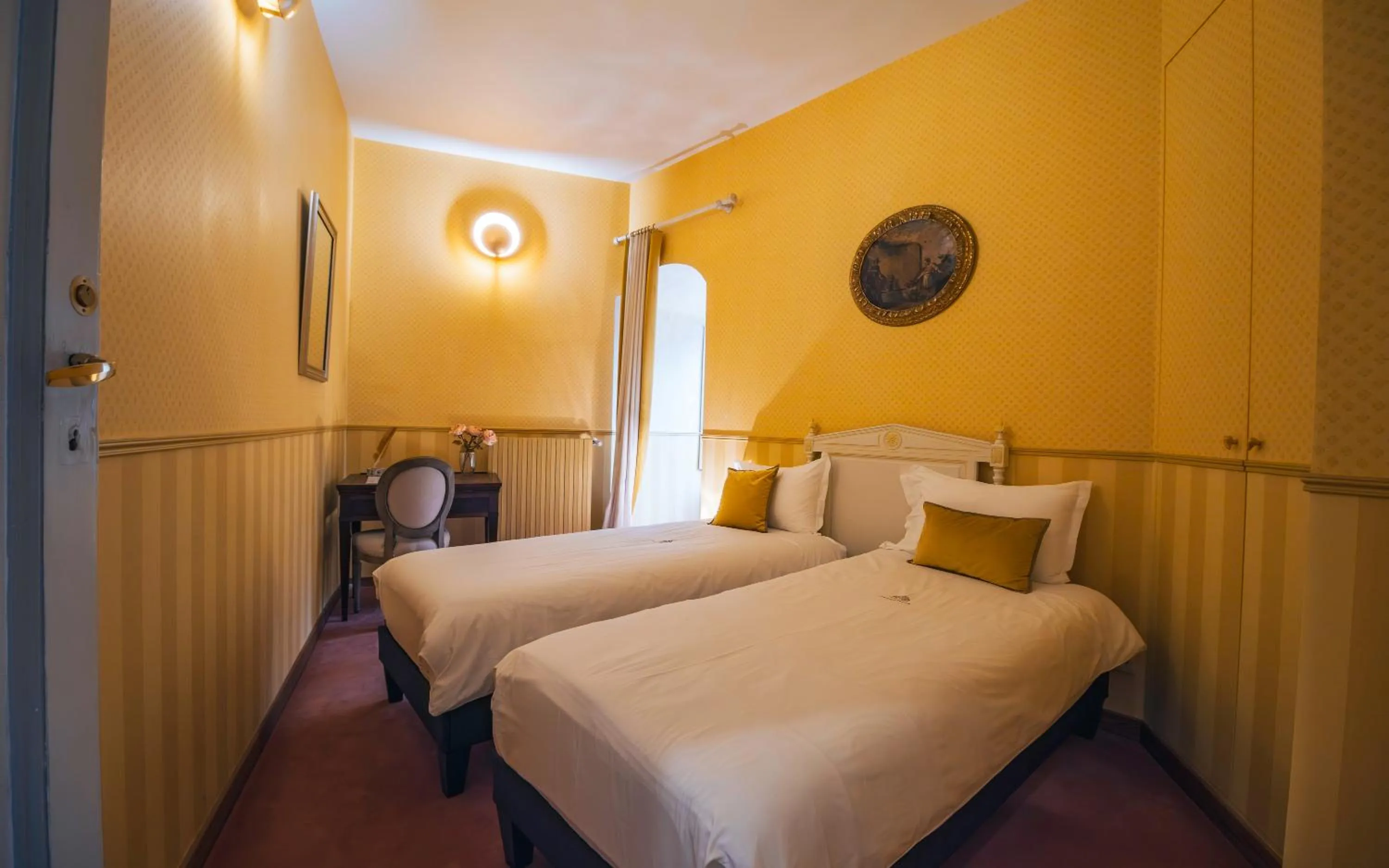 Bed in Château de Thorens