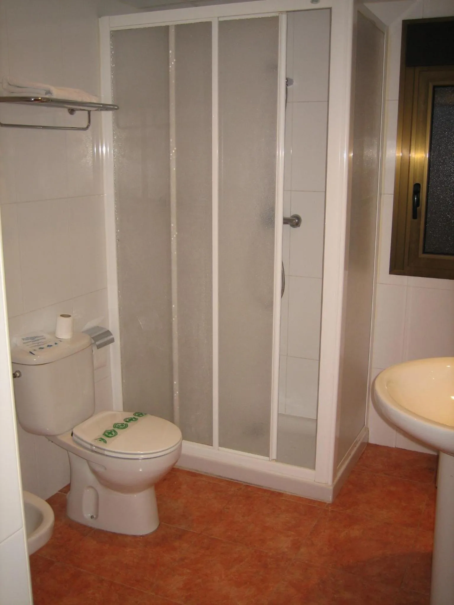 Shower in Hotel Chané