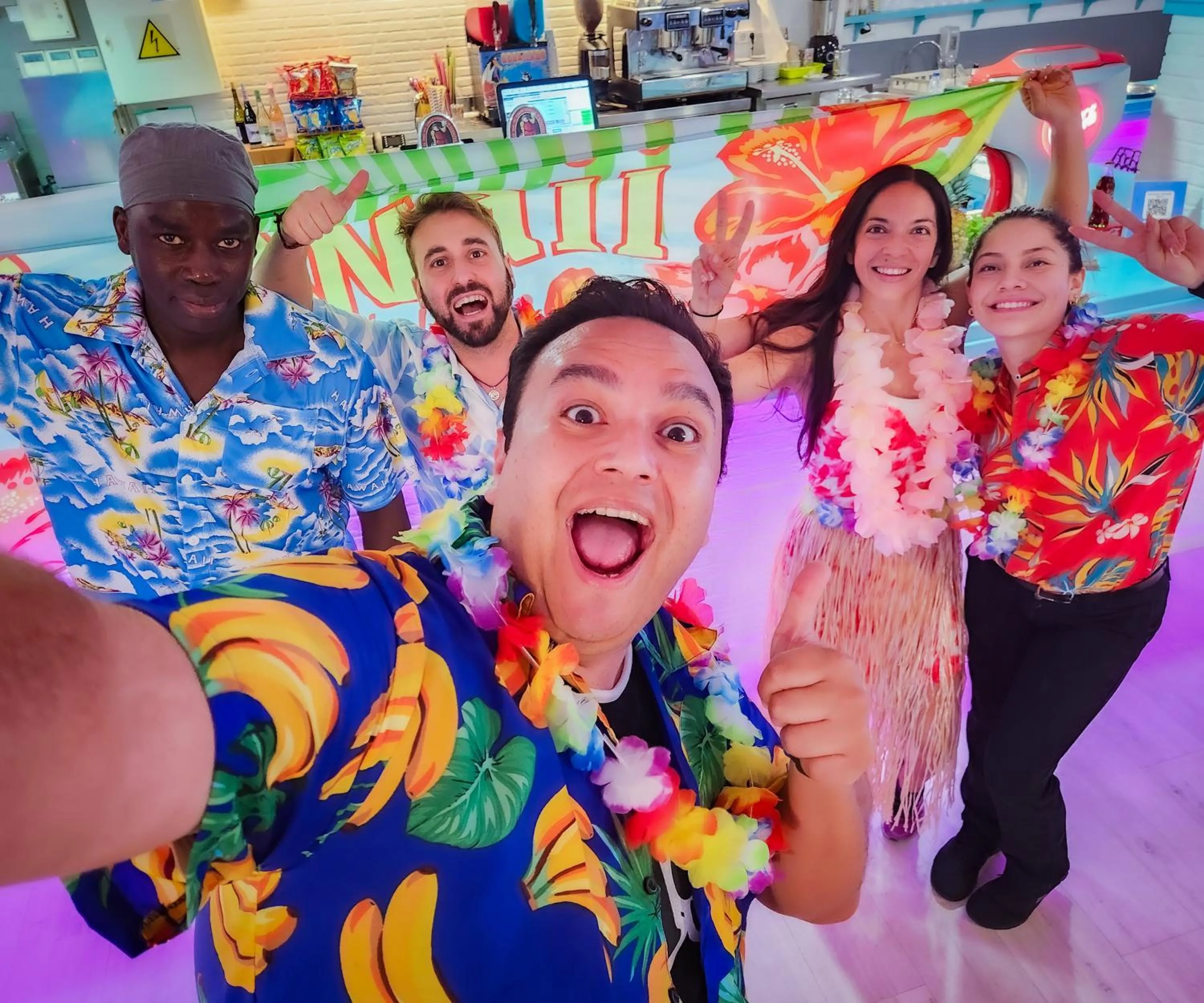 Evening entertainment in Aparthotel Holiday Center