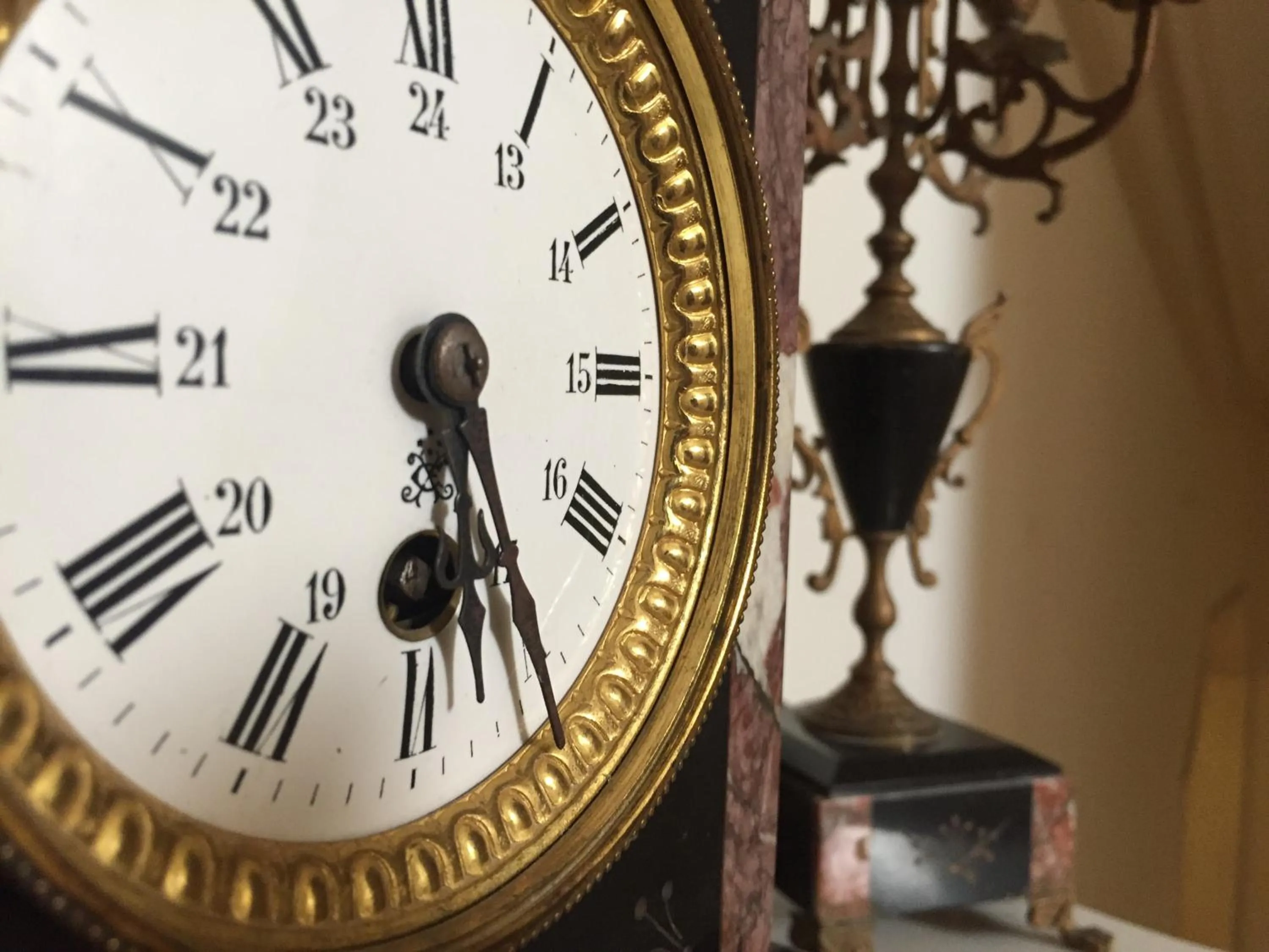 Decorative detail in Palazzo Laguardia