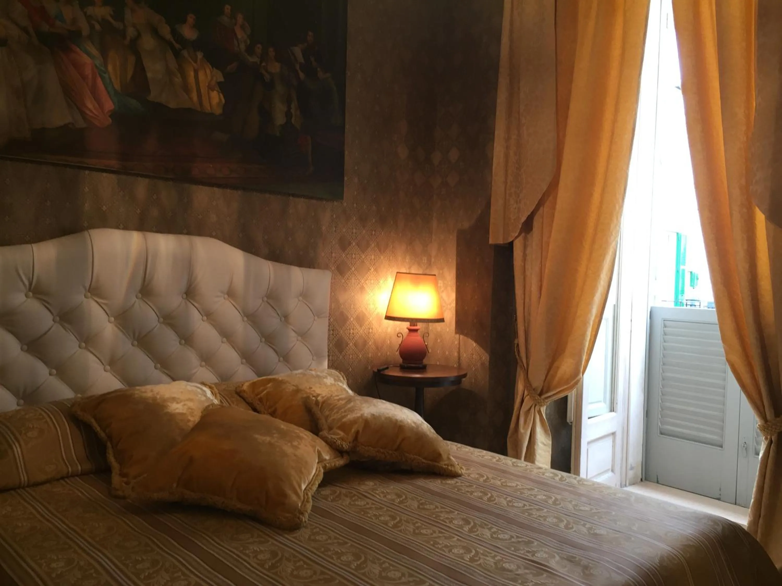 Bedroom, Bed in Palazzo Laguardia
