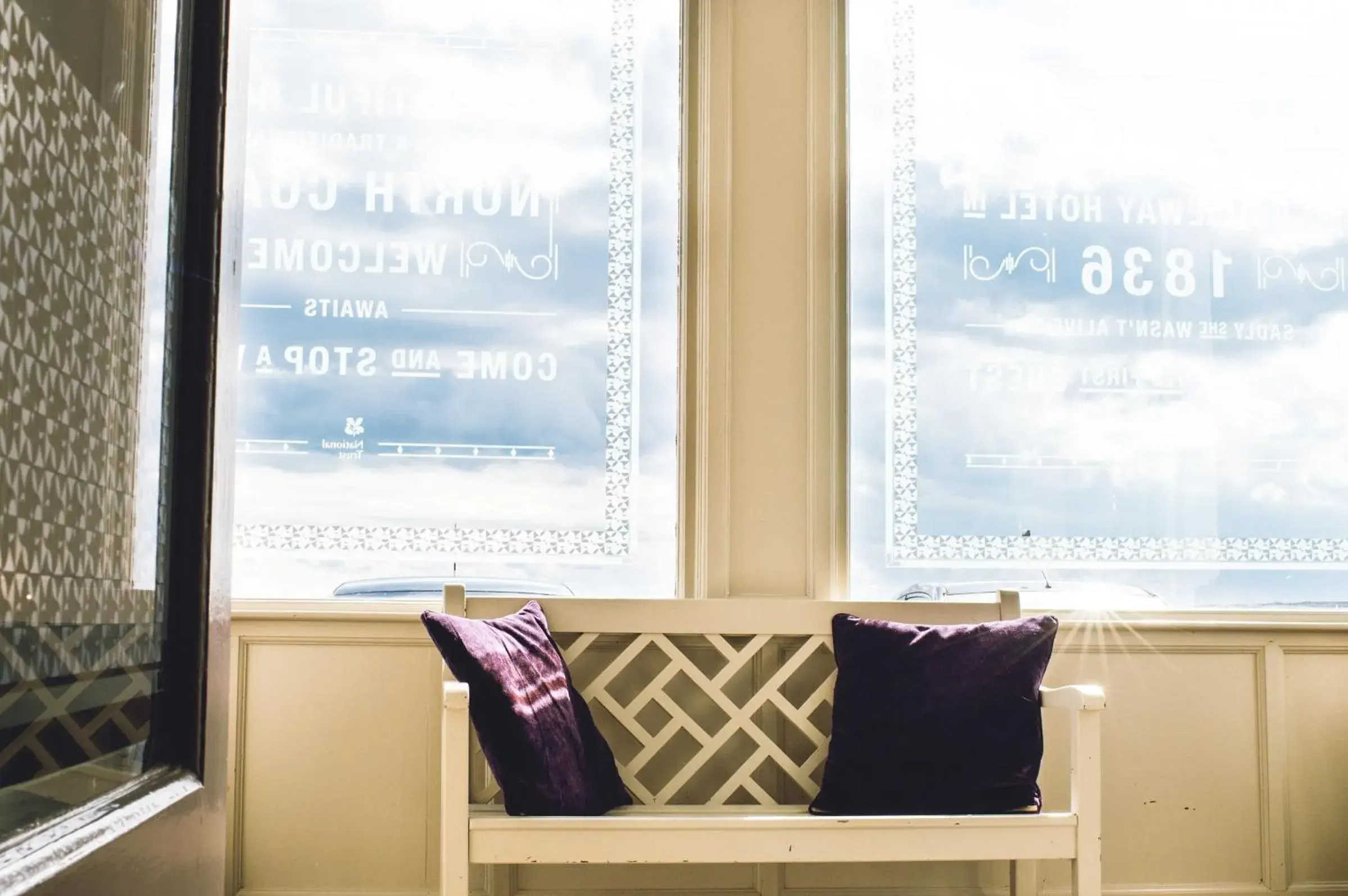 Facade/entrance in Causeway Hotel Facade/entrance in Causeway Hotel