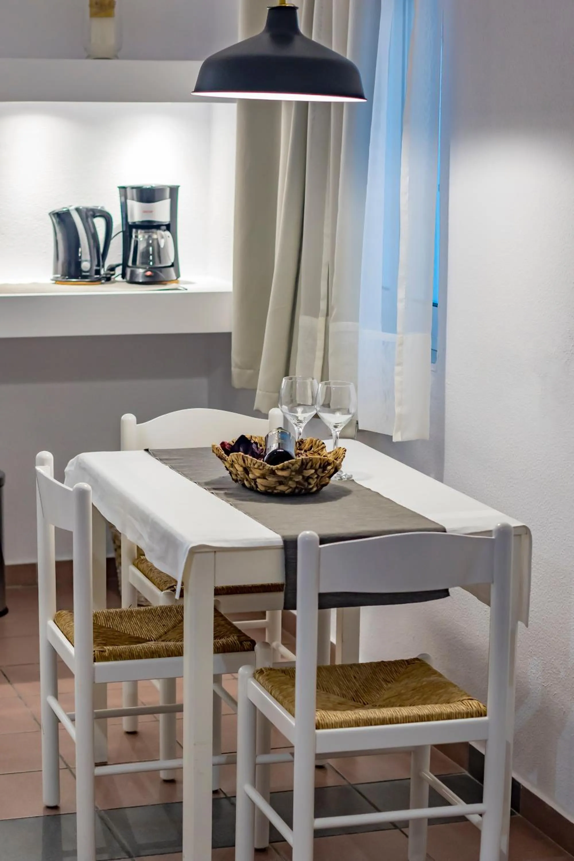 Dining area in Kahlua Hotel Apartments