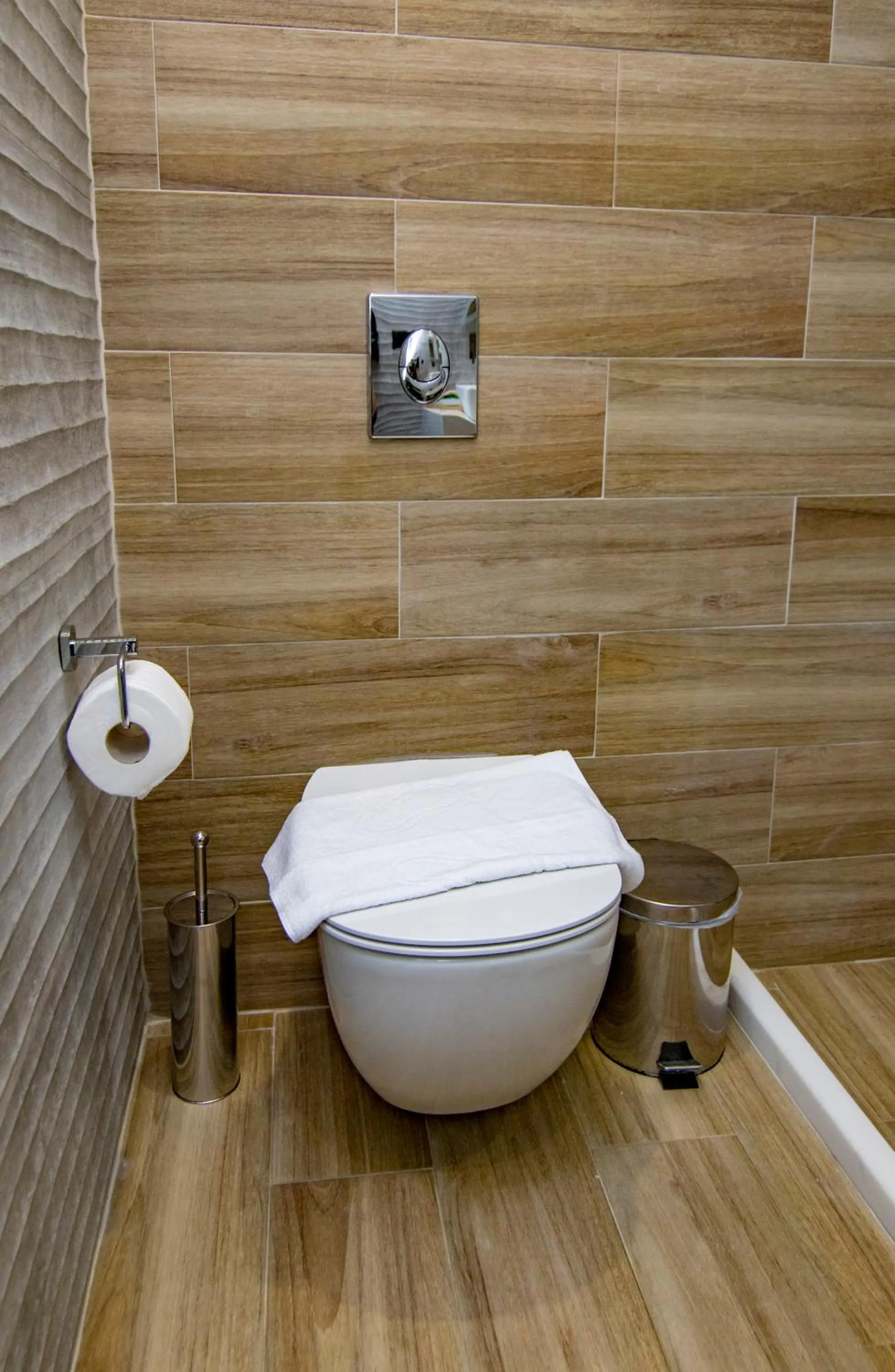 Toilet in Kahlua Hotel Apartments