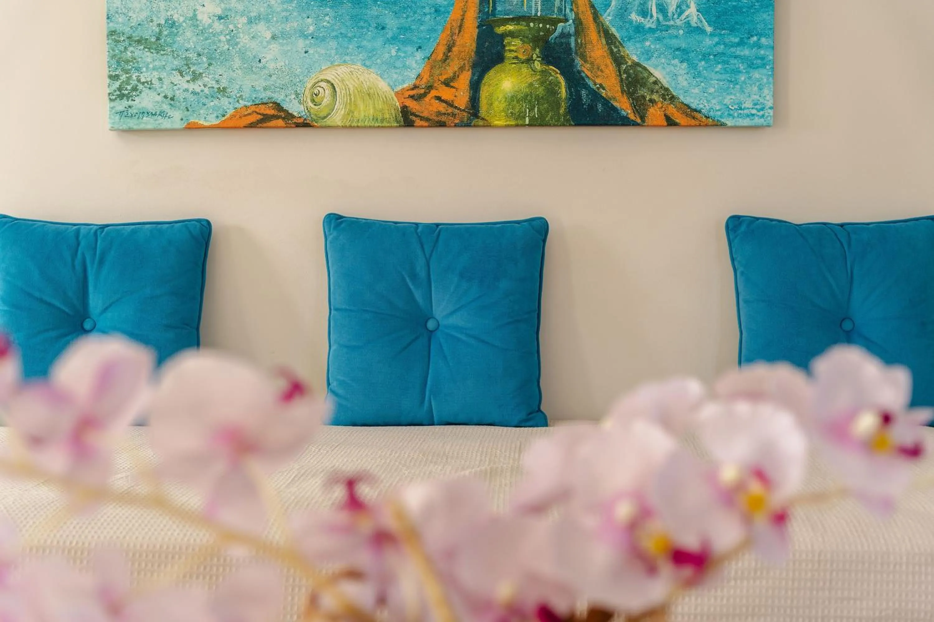 Spring, Bed in Mitos Suites