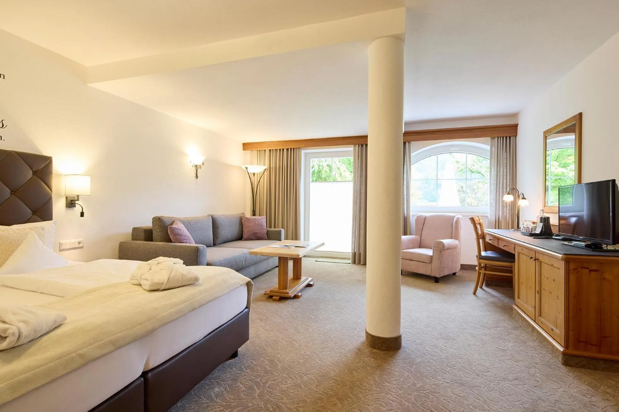 Photo of the whole room, Bed in Hotel Hubertus