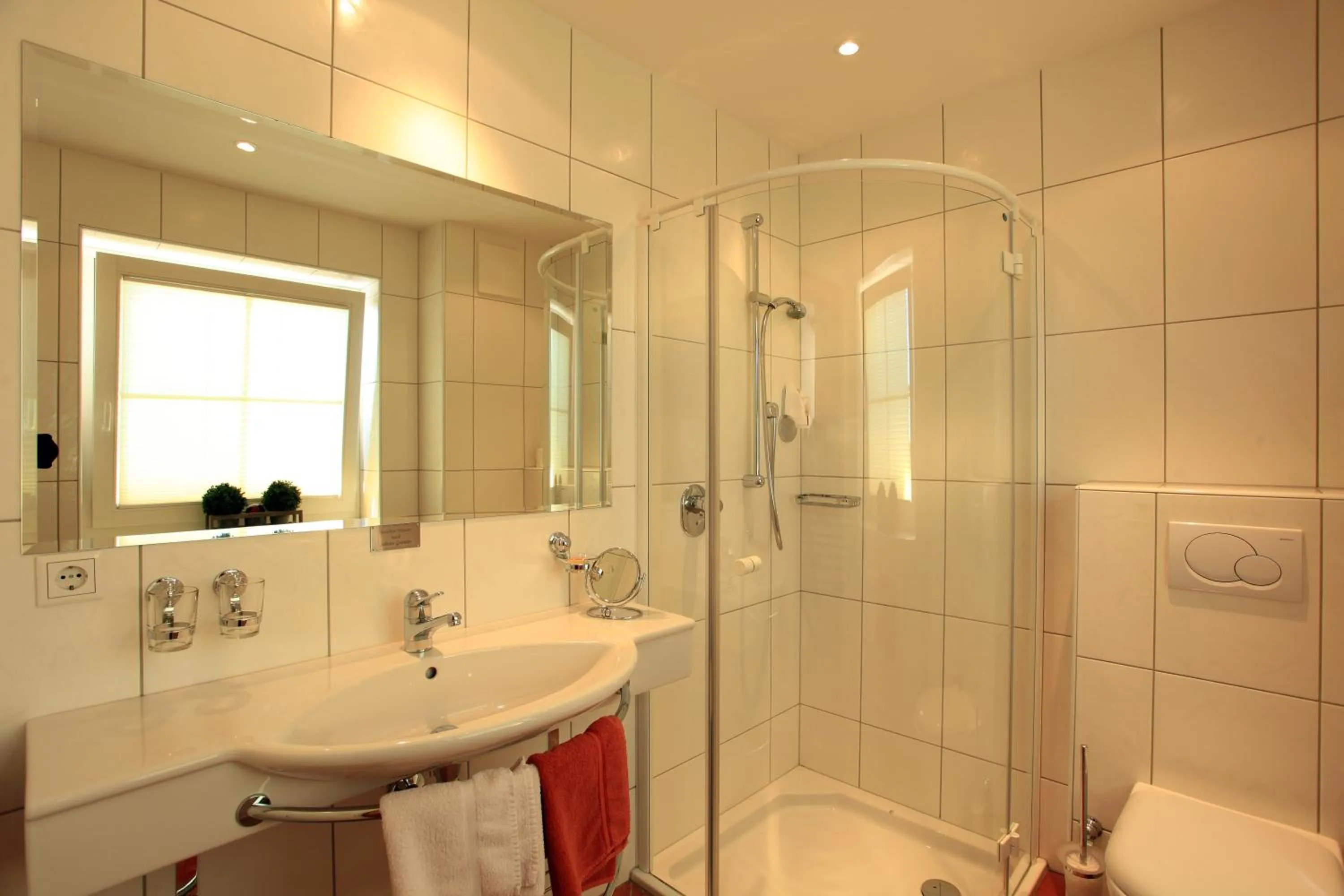 Bathroom in Hotel Hubertus