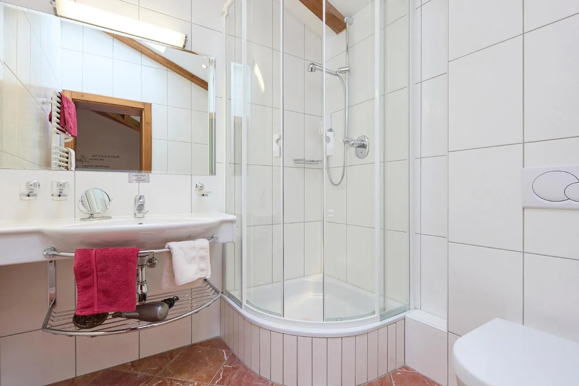 Bathroom in Hotel Hubertus