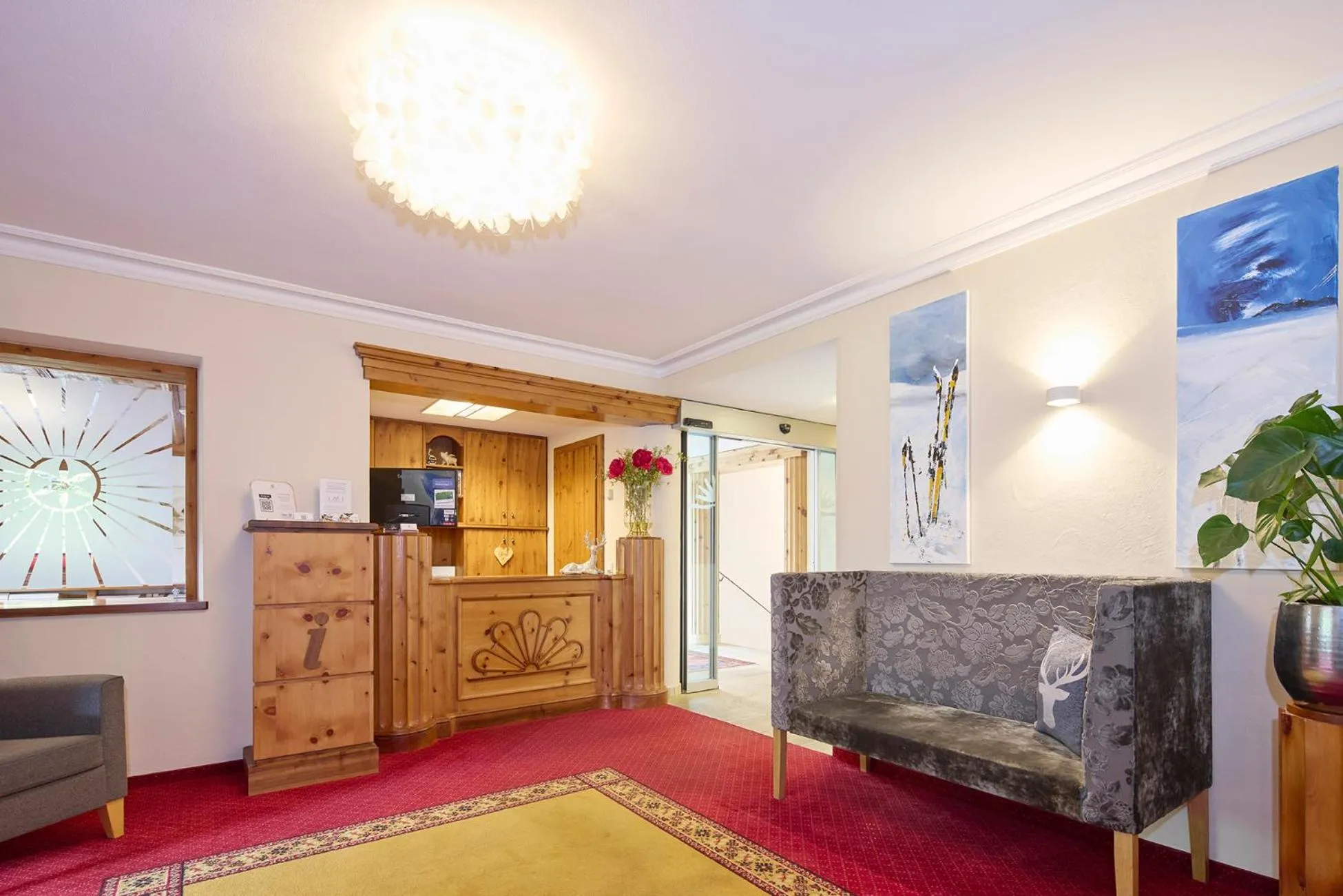 Lobby or reception in Hotel Hubertus