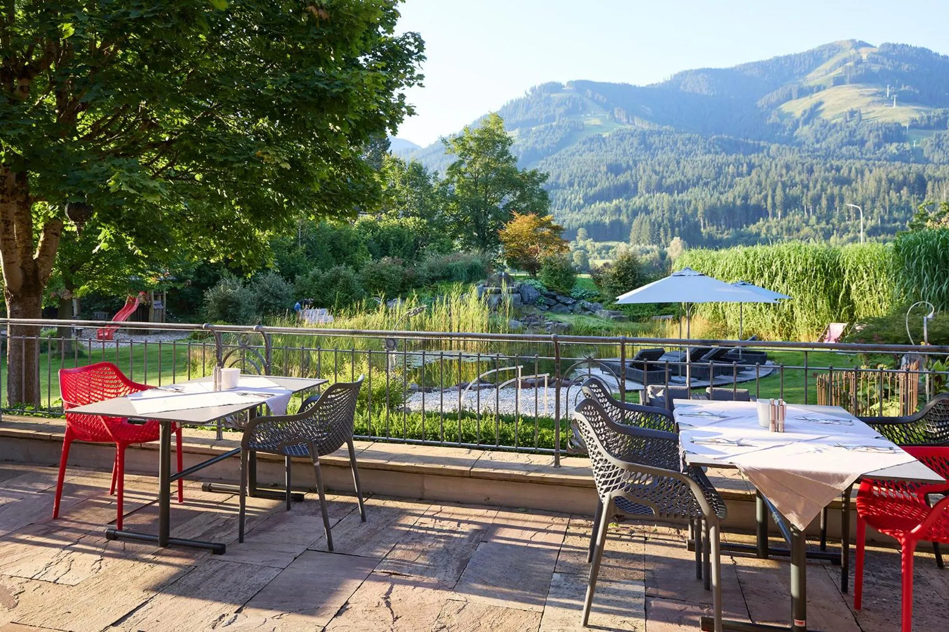 Restaurant/places to eat in Hotel Hubertus
