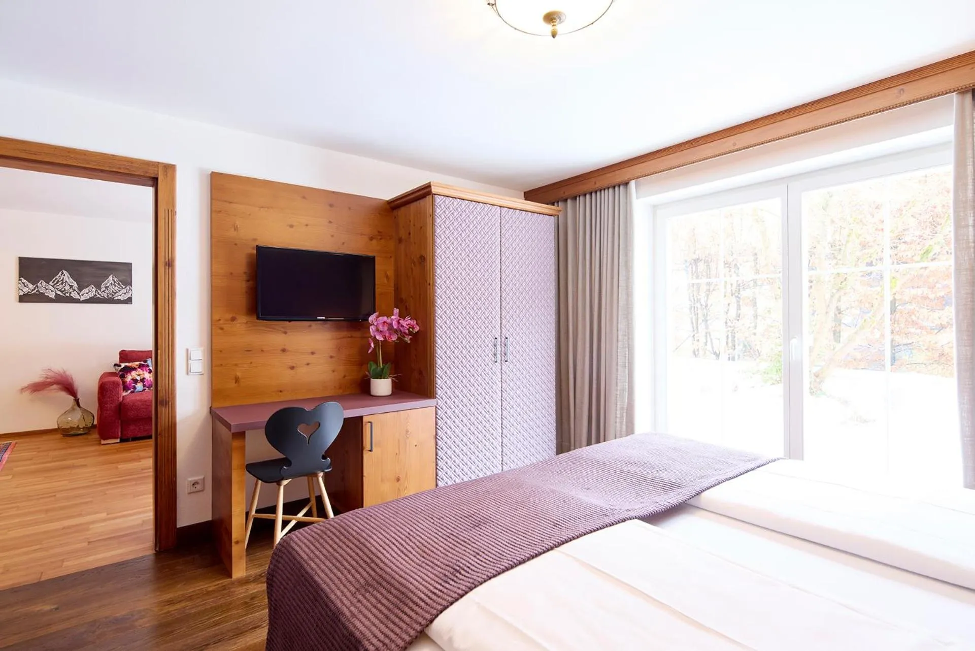 Bedroom, Bed in Hotel Hubertus