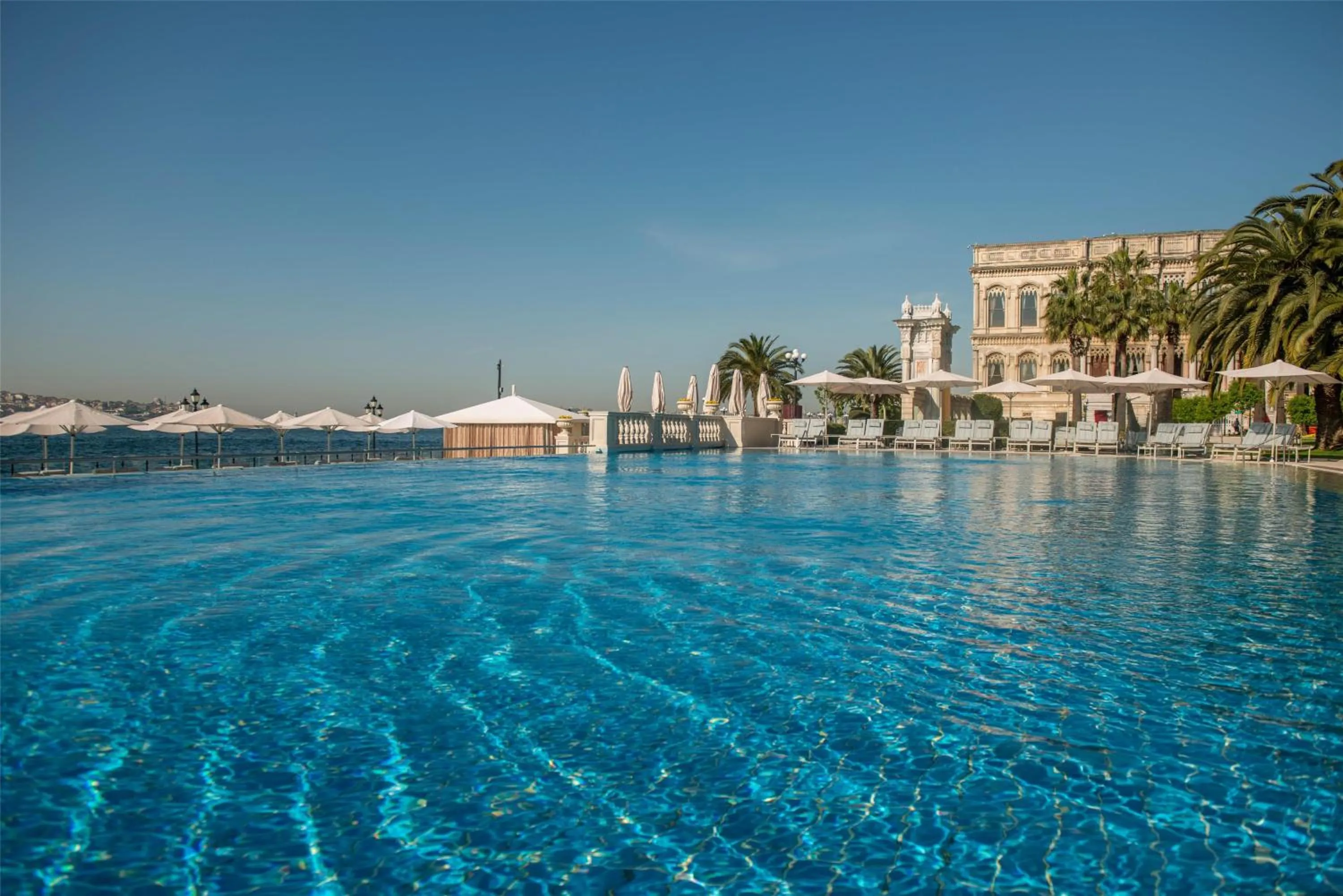 Pool view in Çırağan Palace Kempinski Istanbul