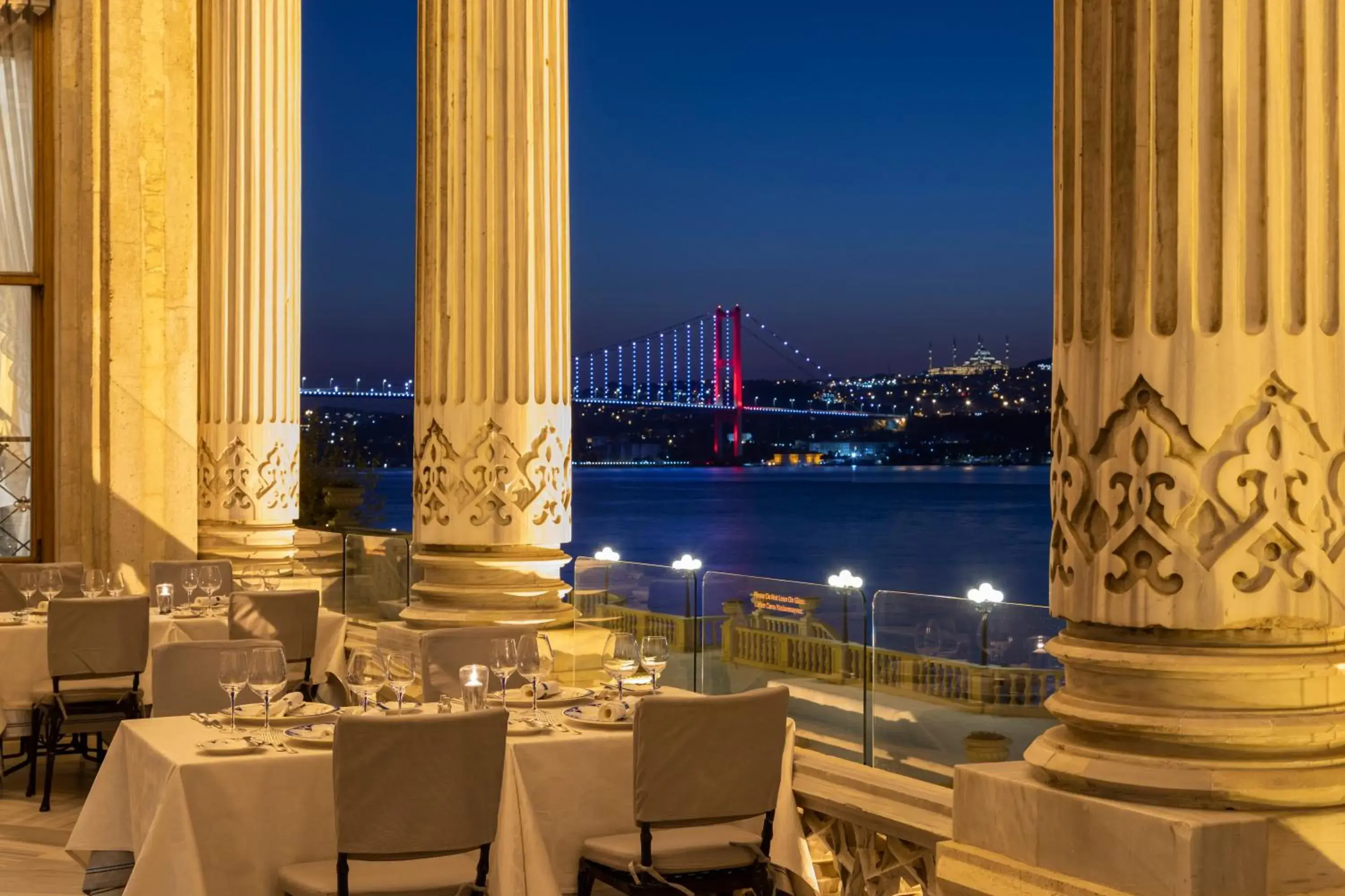 Restaurant/places to eat in Çırağan Palace Kempinski Istanbul Restaurant/places to eat in Çırağan Palace Kempinski Istanbul