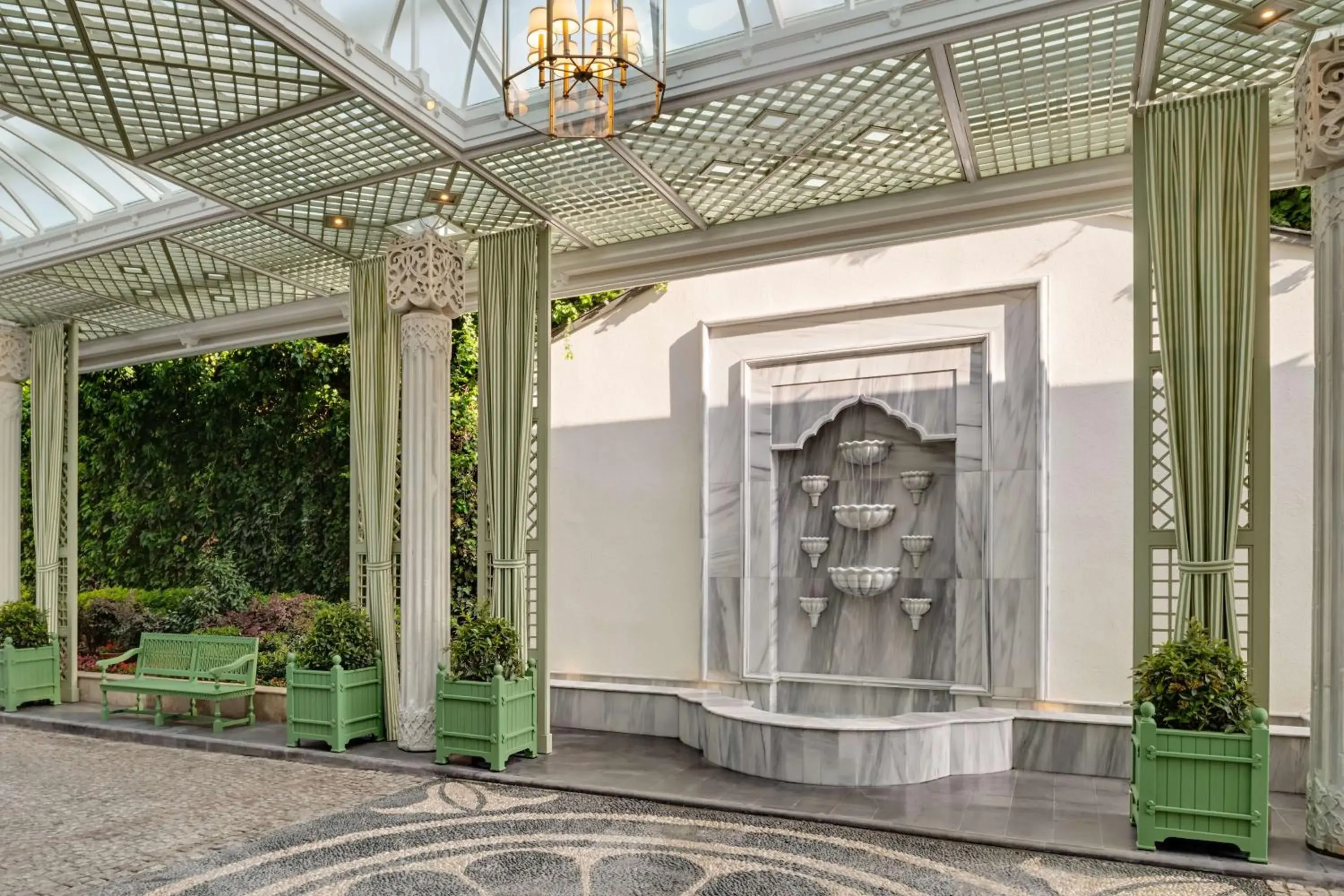 Property building in Çırağan Palace Kempinski Istanbul Property building in Çırağan Palace Kempinski Istanbul